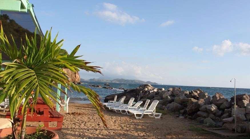 Bird Rock Beach Hotel by null