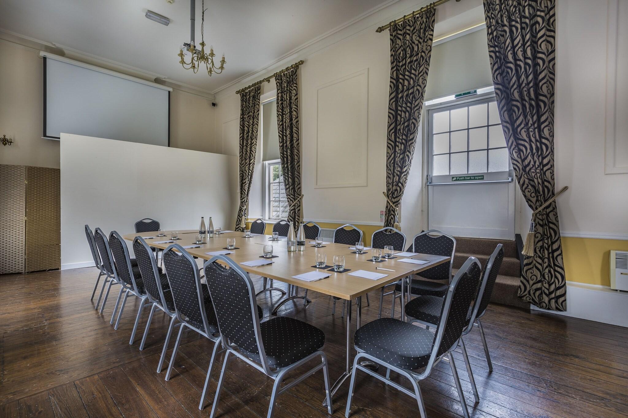 The White Hart Royal Hotel by null