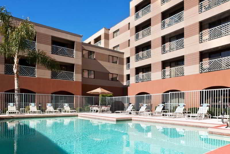 Courtyard by Marriott Scottsdale Old Town image