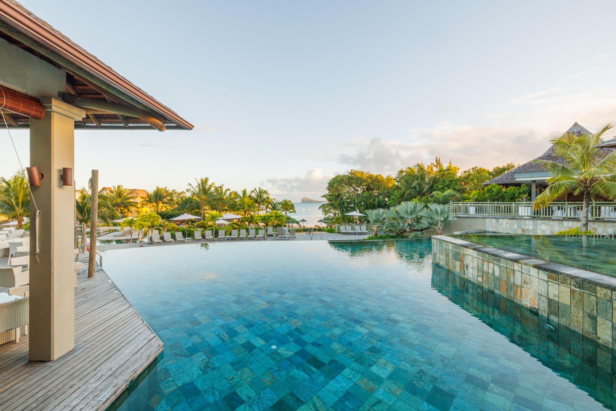 Zilwa Attitude Hotel by null