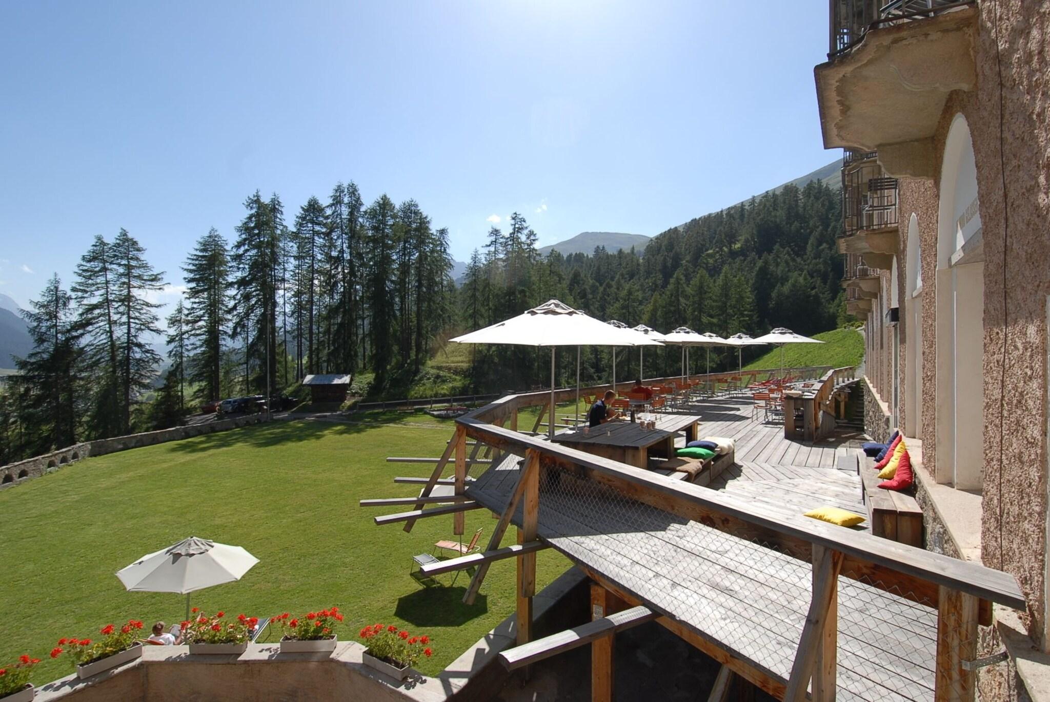 Hotel Castell by null