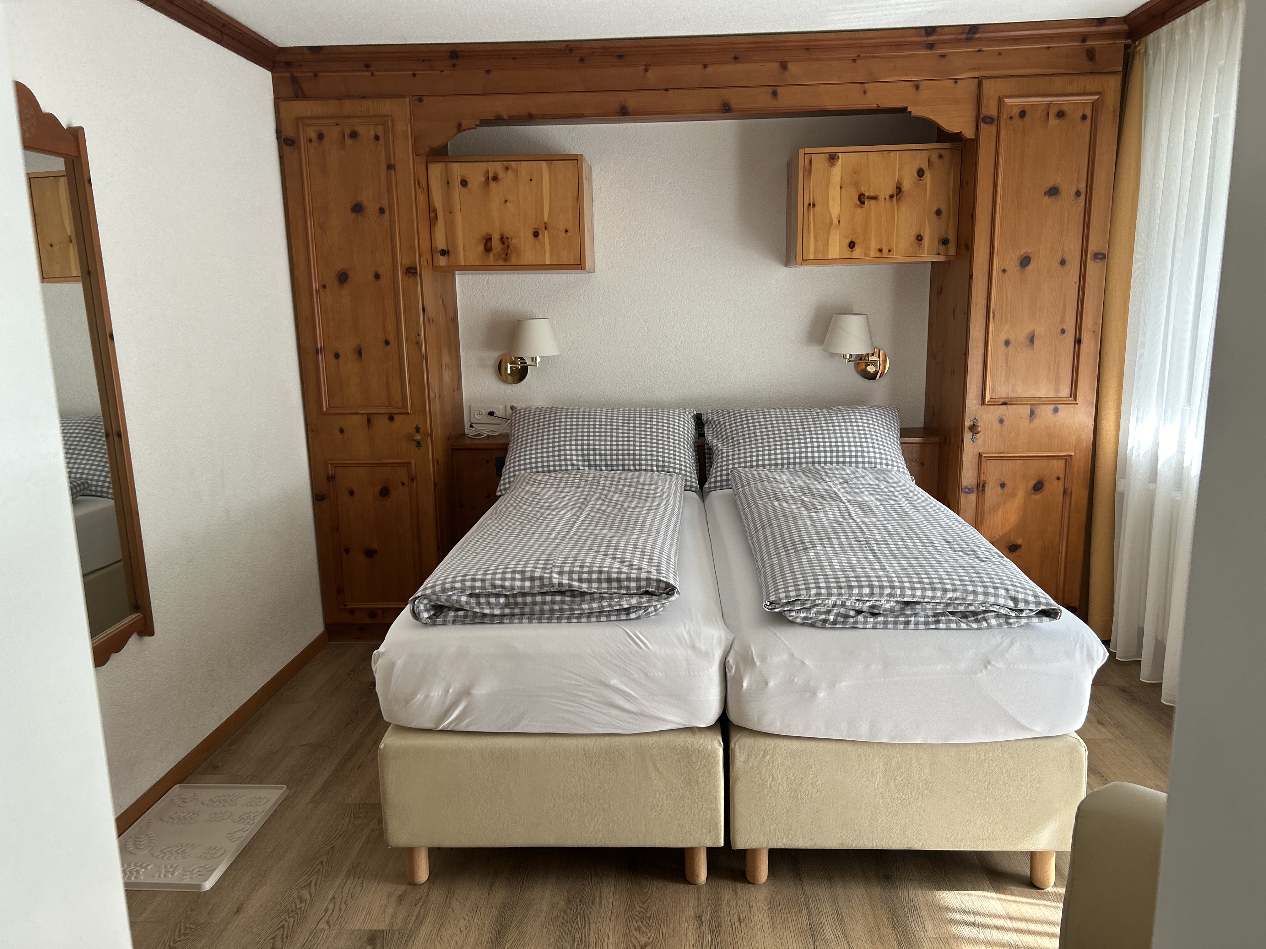 Adonis Room Type - Standard Twin Room