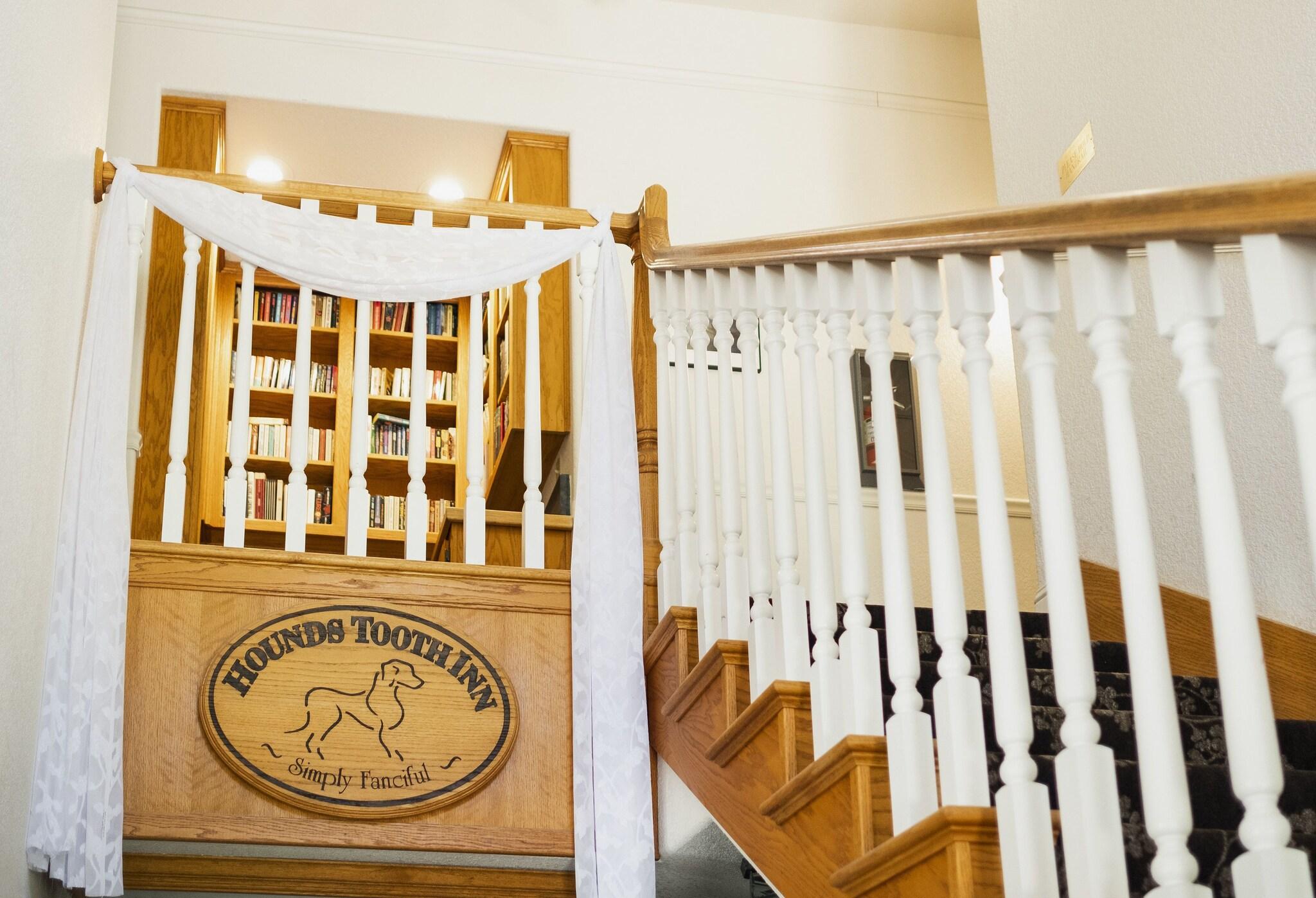 Hounds Tooth Inn by null