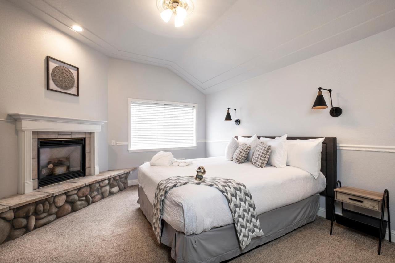 Hounds Tooth Inn by null