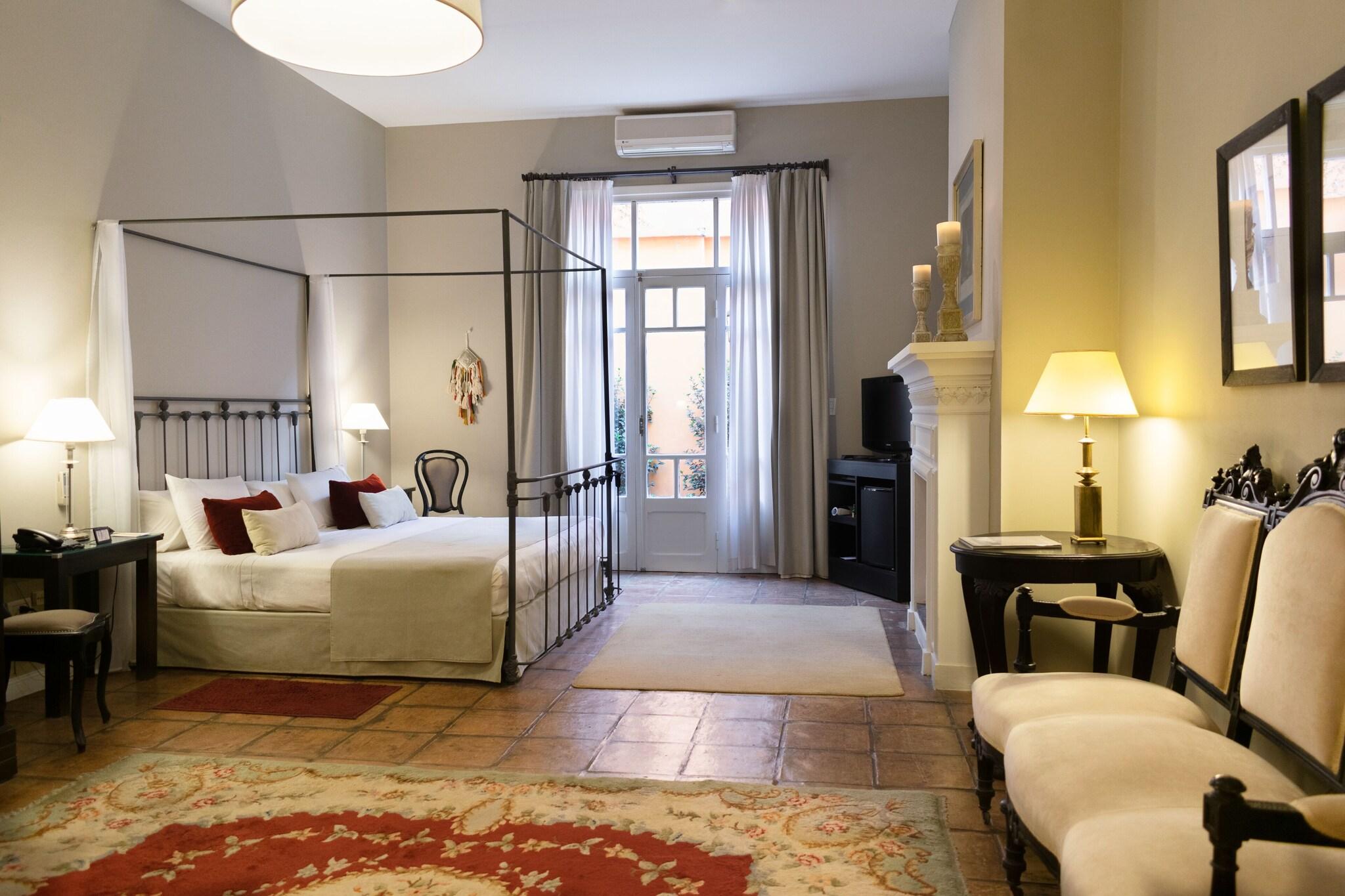 Hotel Legado Mítico Salta by null