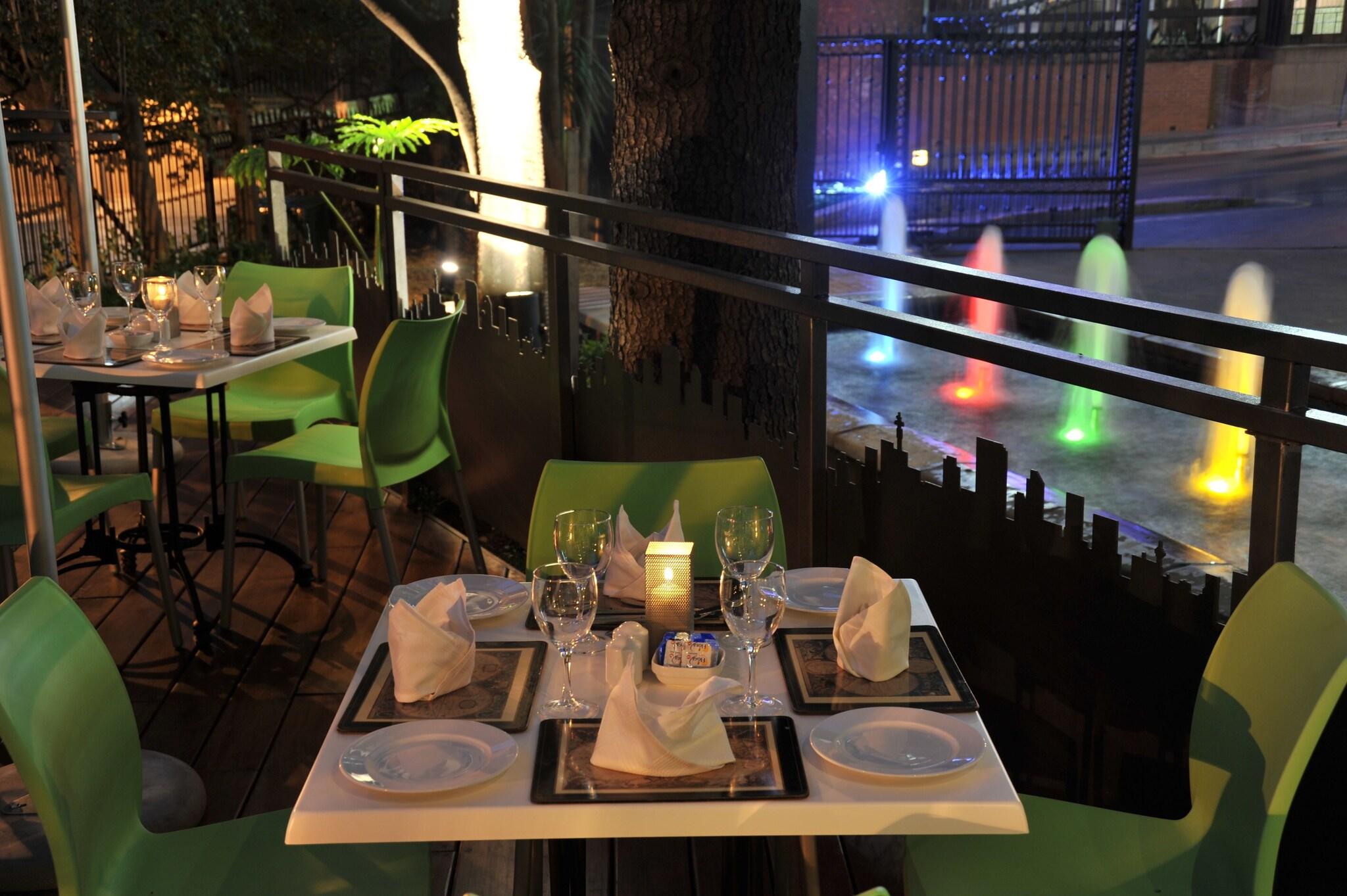 The Parktonian All - Suite Hotel by null