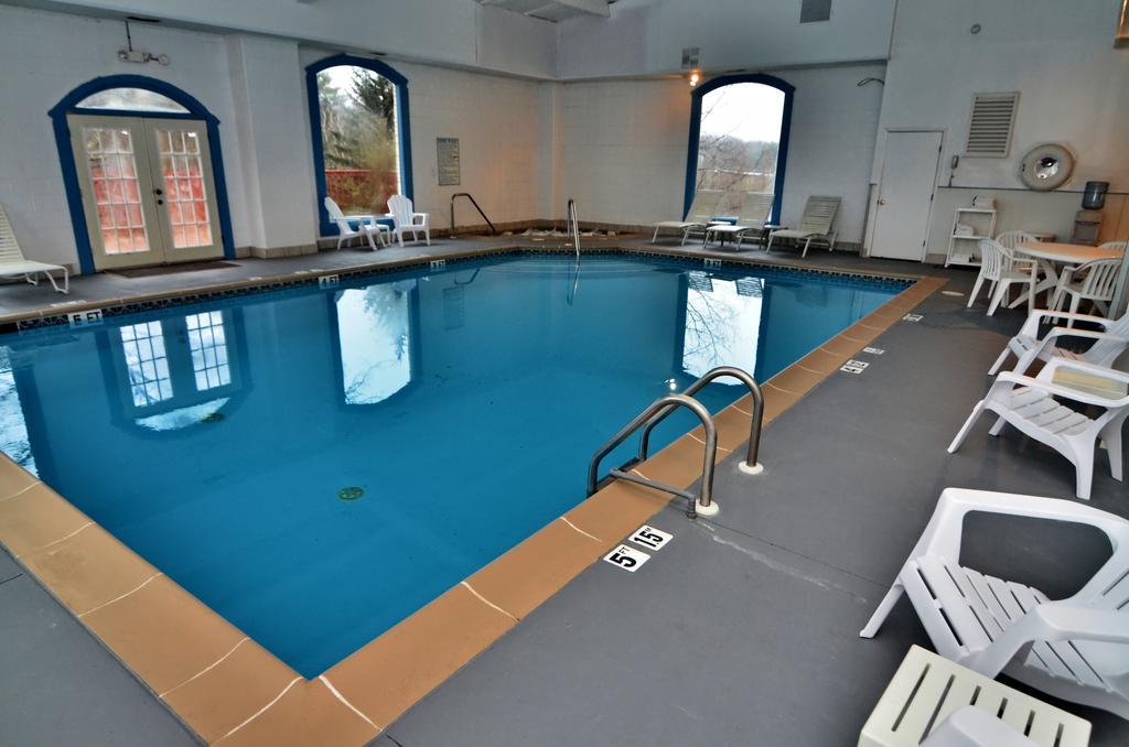 Comfort Inn - Pocono Mountain