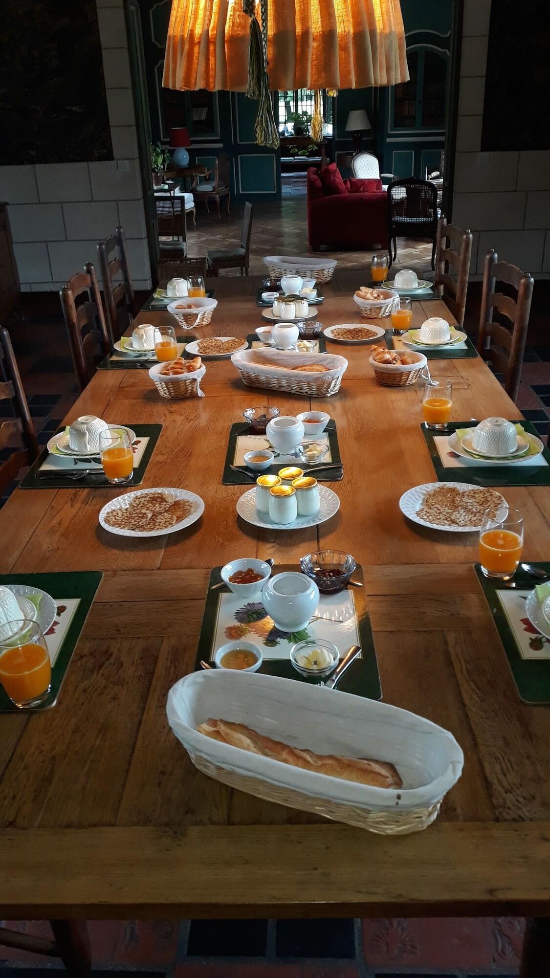 Manoir De Beaumarchais