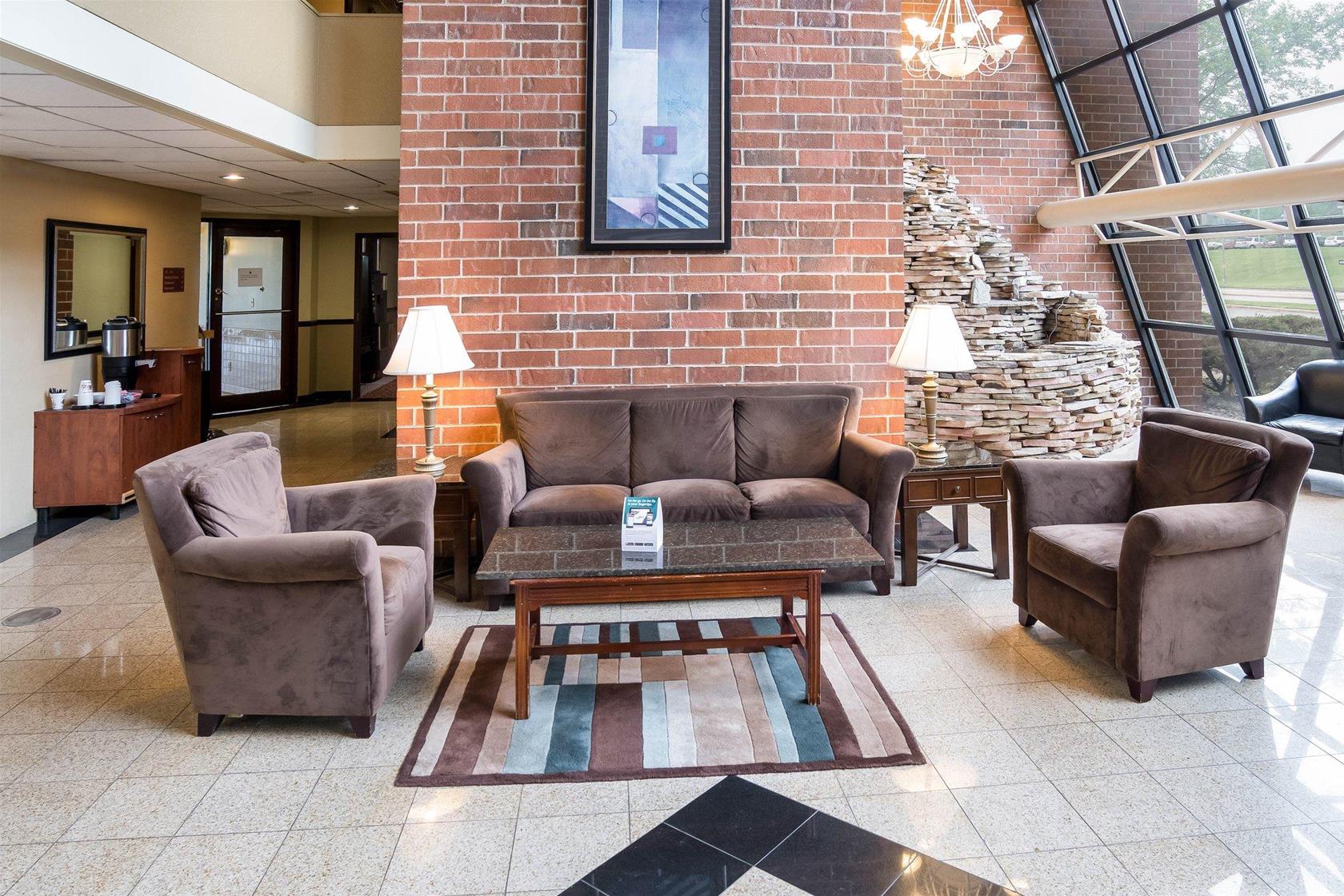 enVision Hotel St. Paul South by null