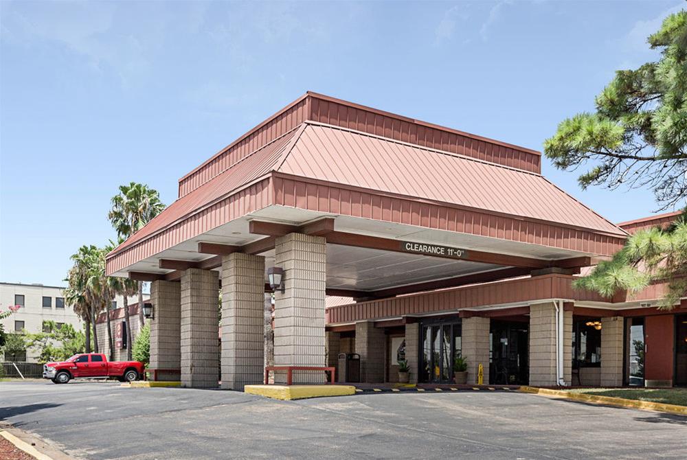 GreenTree Hotel & Extended Stay I-10 FWY: Houston, Channelview, Baytown image