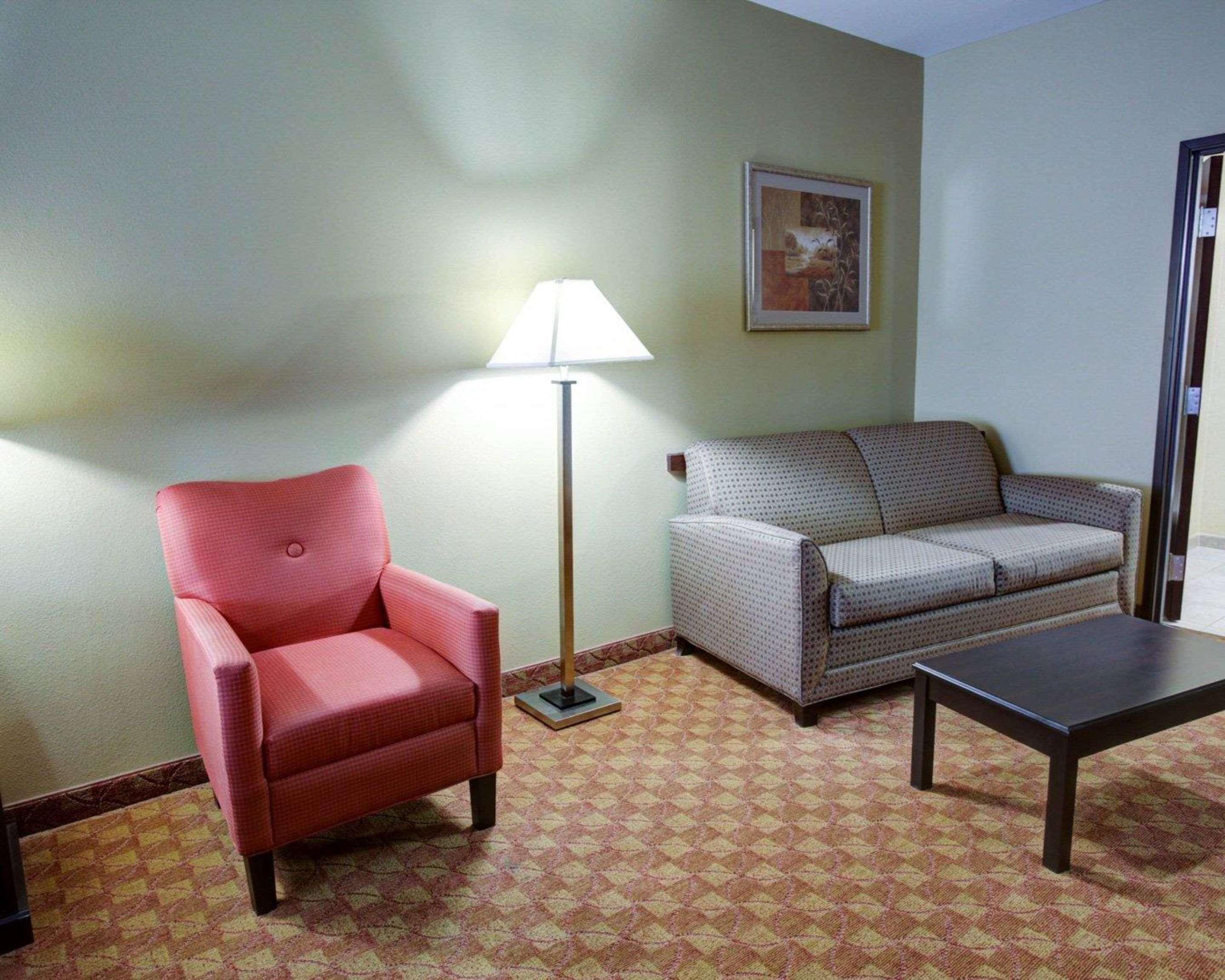 Comfort Suites Old Town Spring
