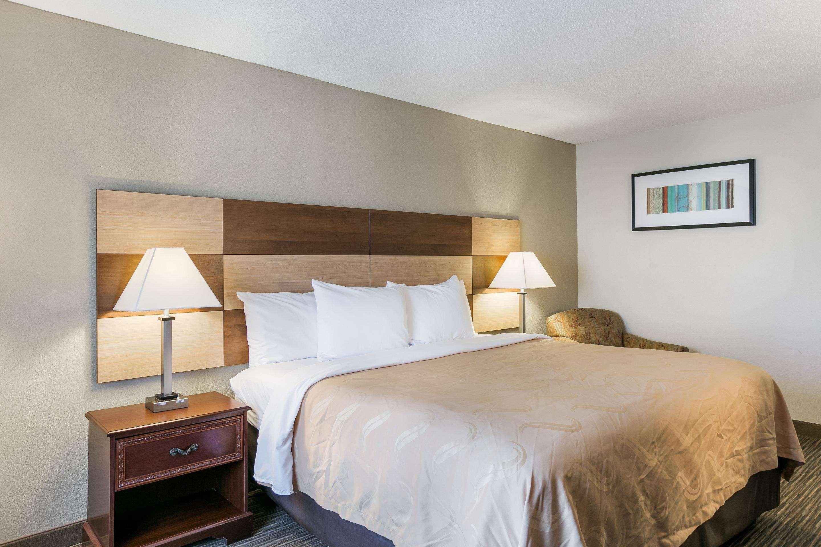 Quality Inn & Suites Near Lake Eufaula