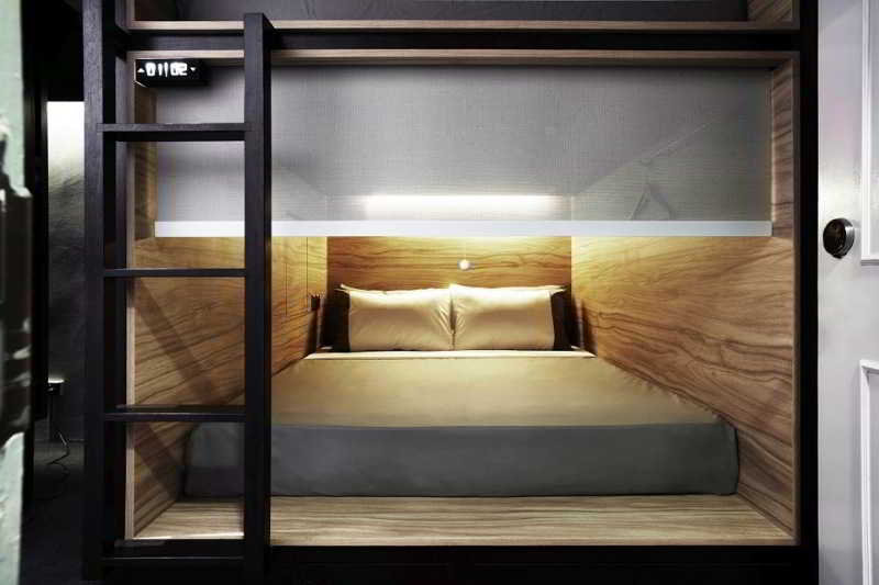 The Pod Boutique Capsule Hotel by null