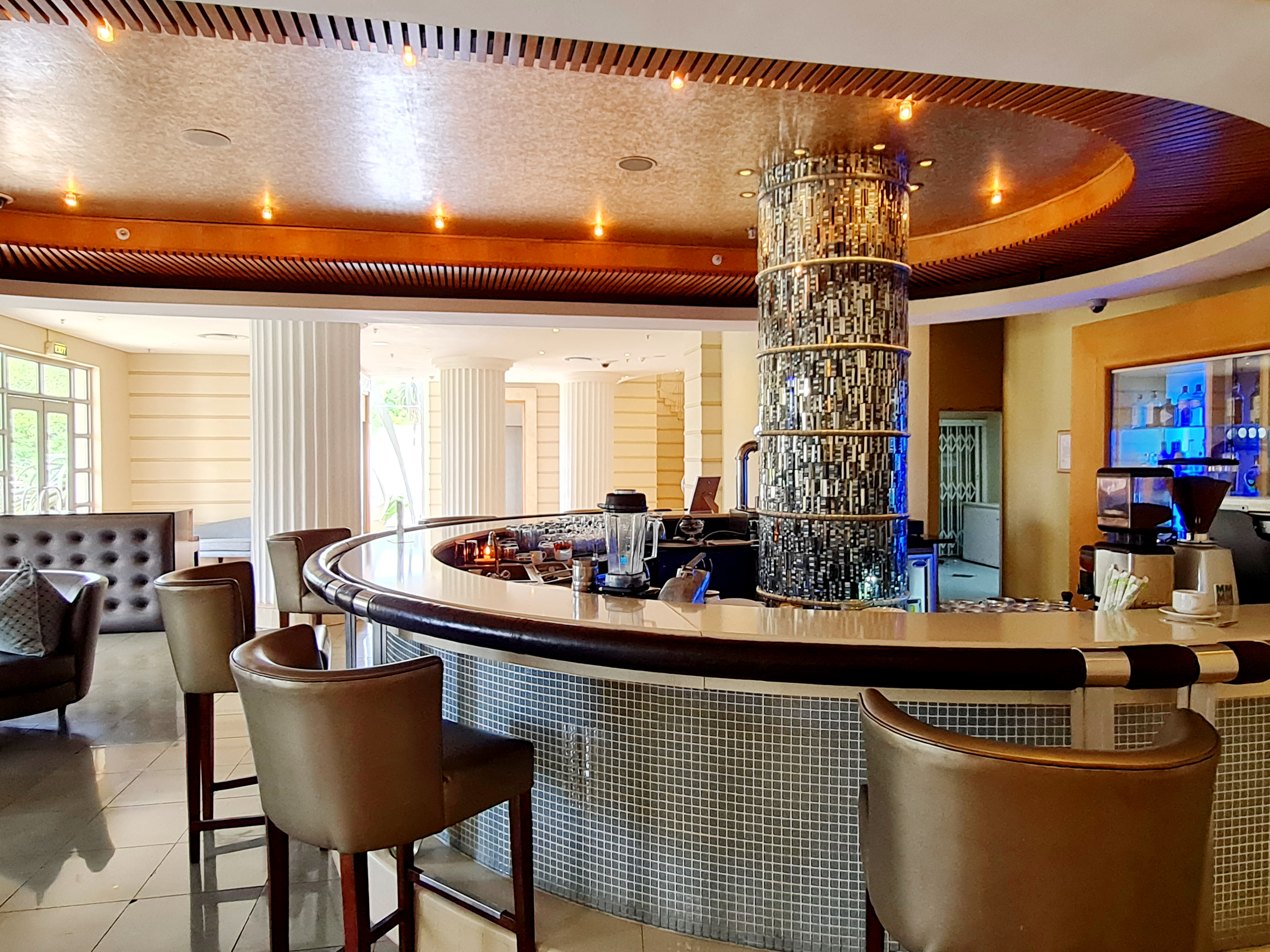 Suncoast Hotel & Towers