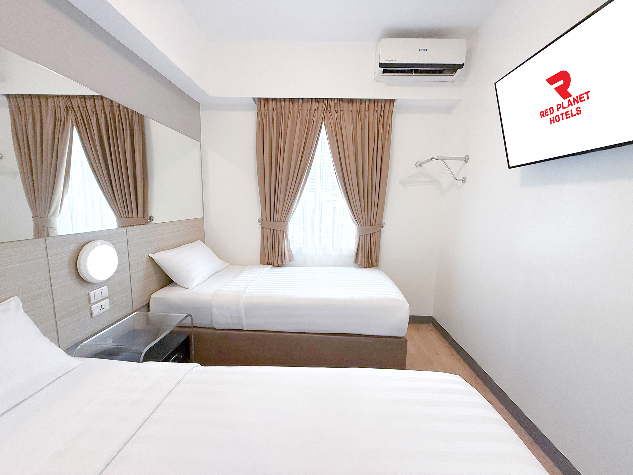 Red Planet Quezon City Timog by null