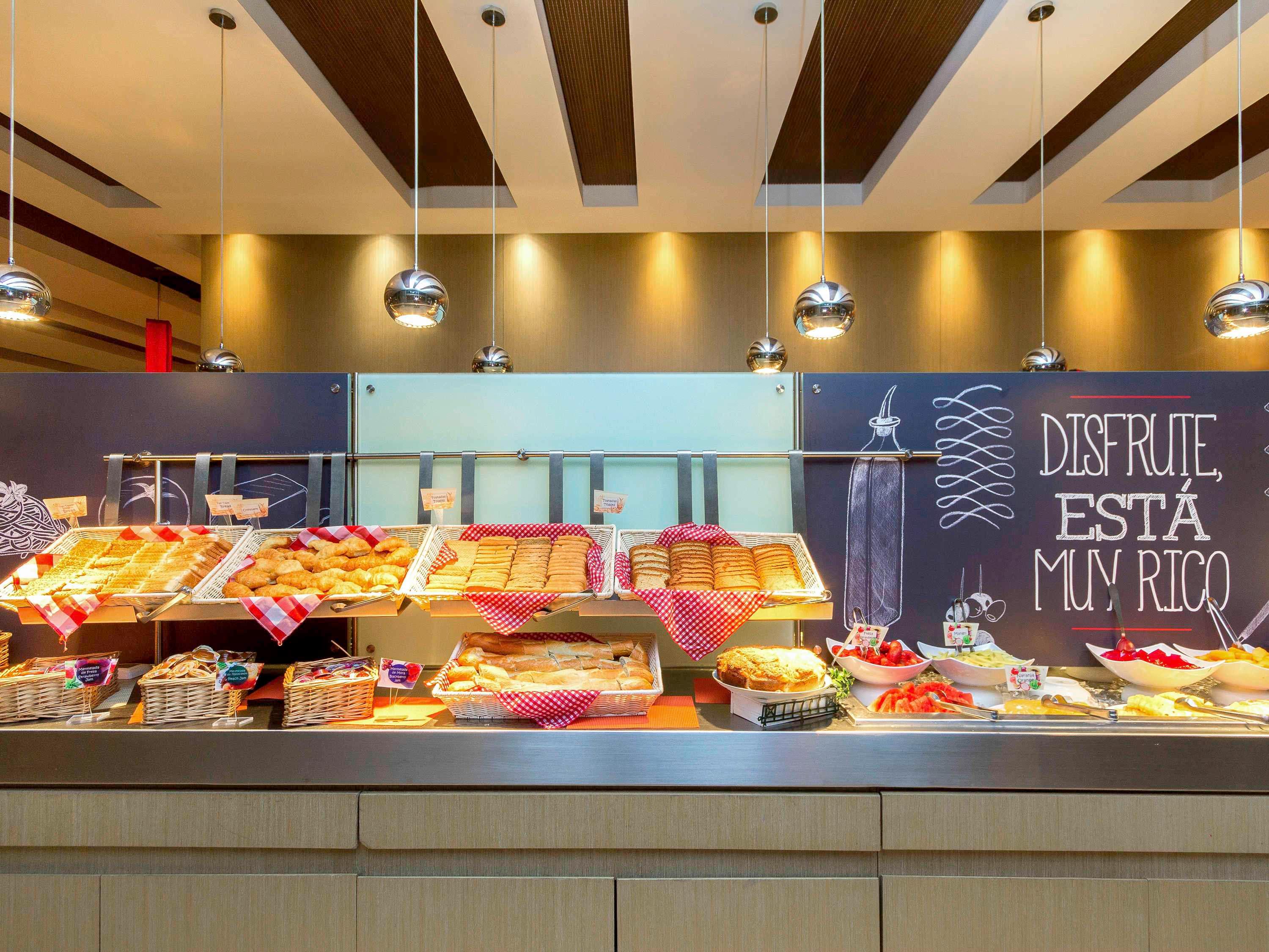 ibis Medellin by null