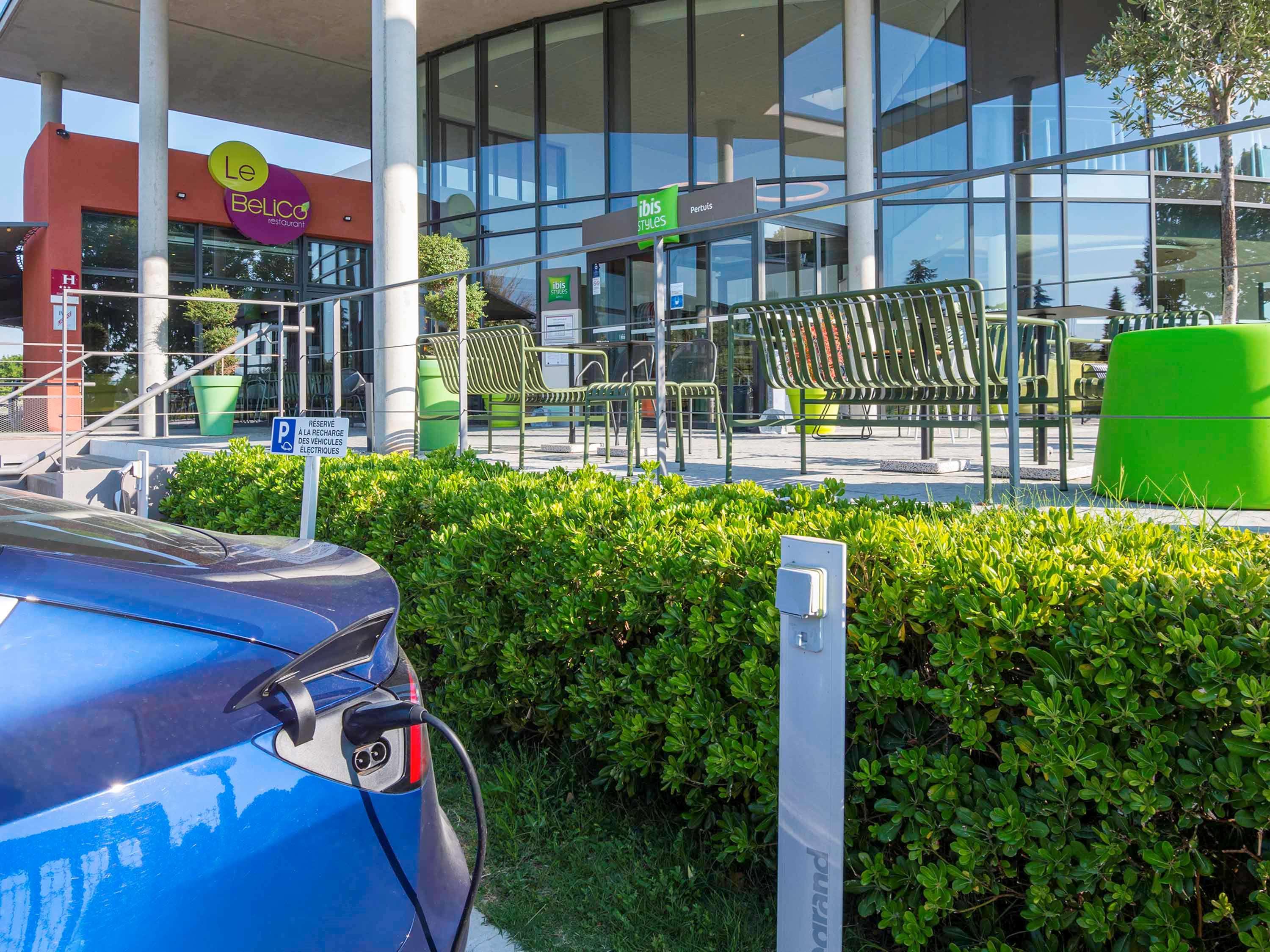 ibis Styles Pertuis Portes du Luberon