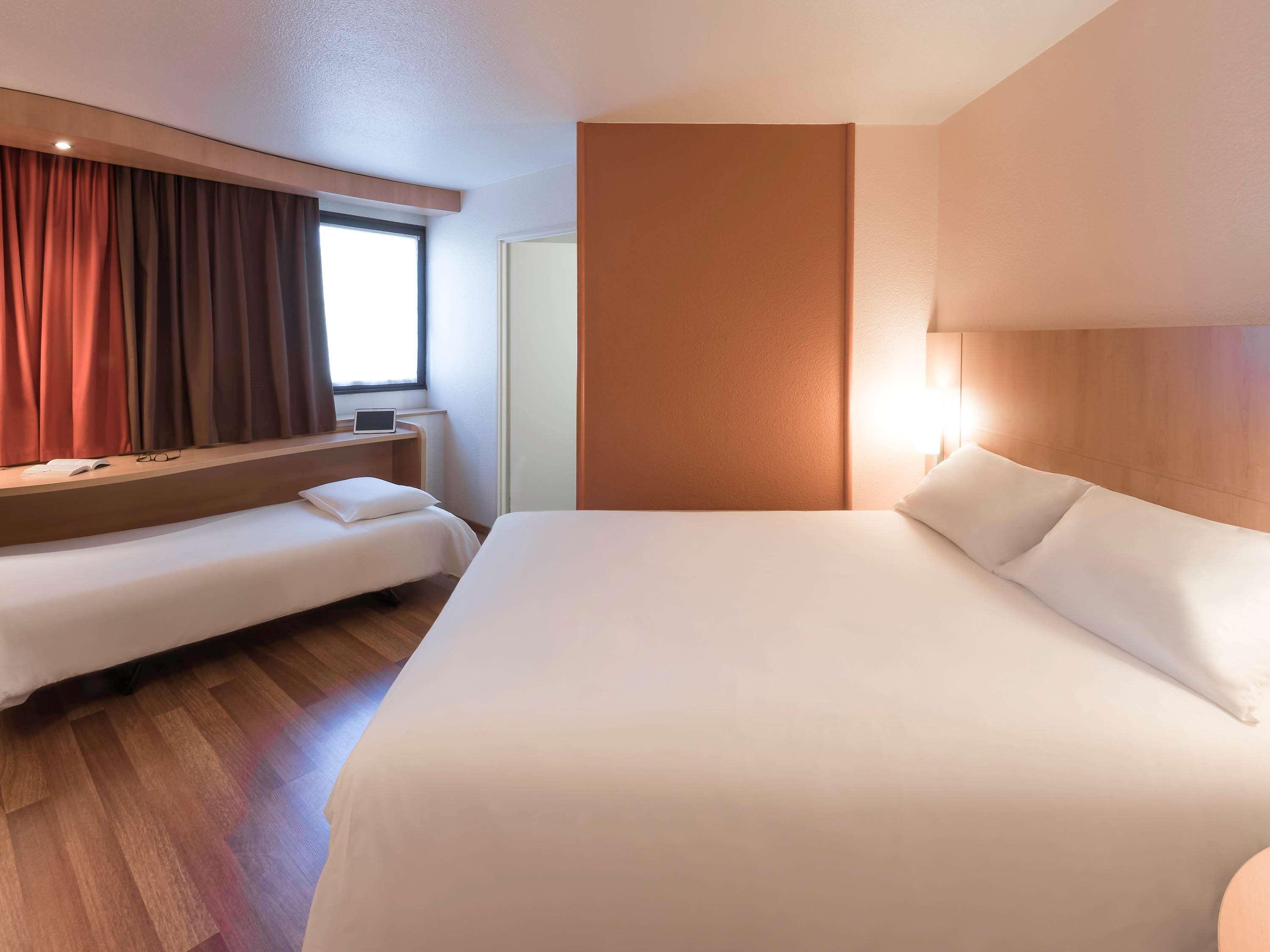 Ibis Angers Centre Chateau