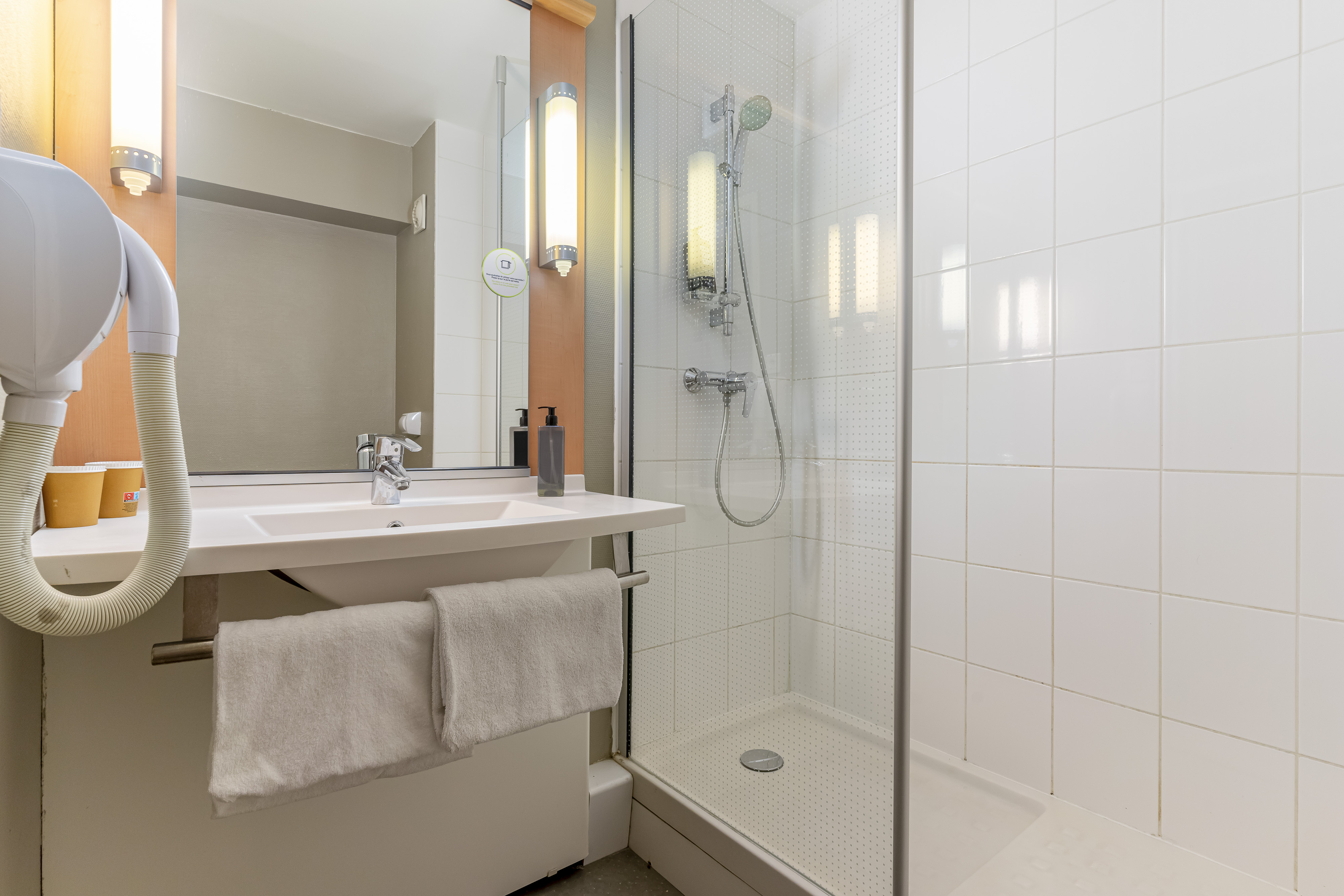 B&B HOTEL Marseille La Valentine Porte d'Aubagne