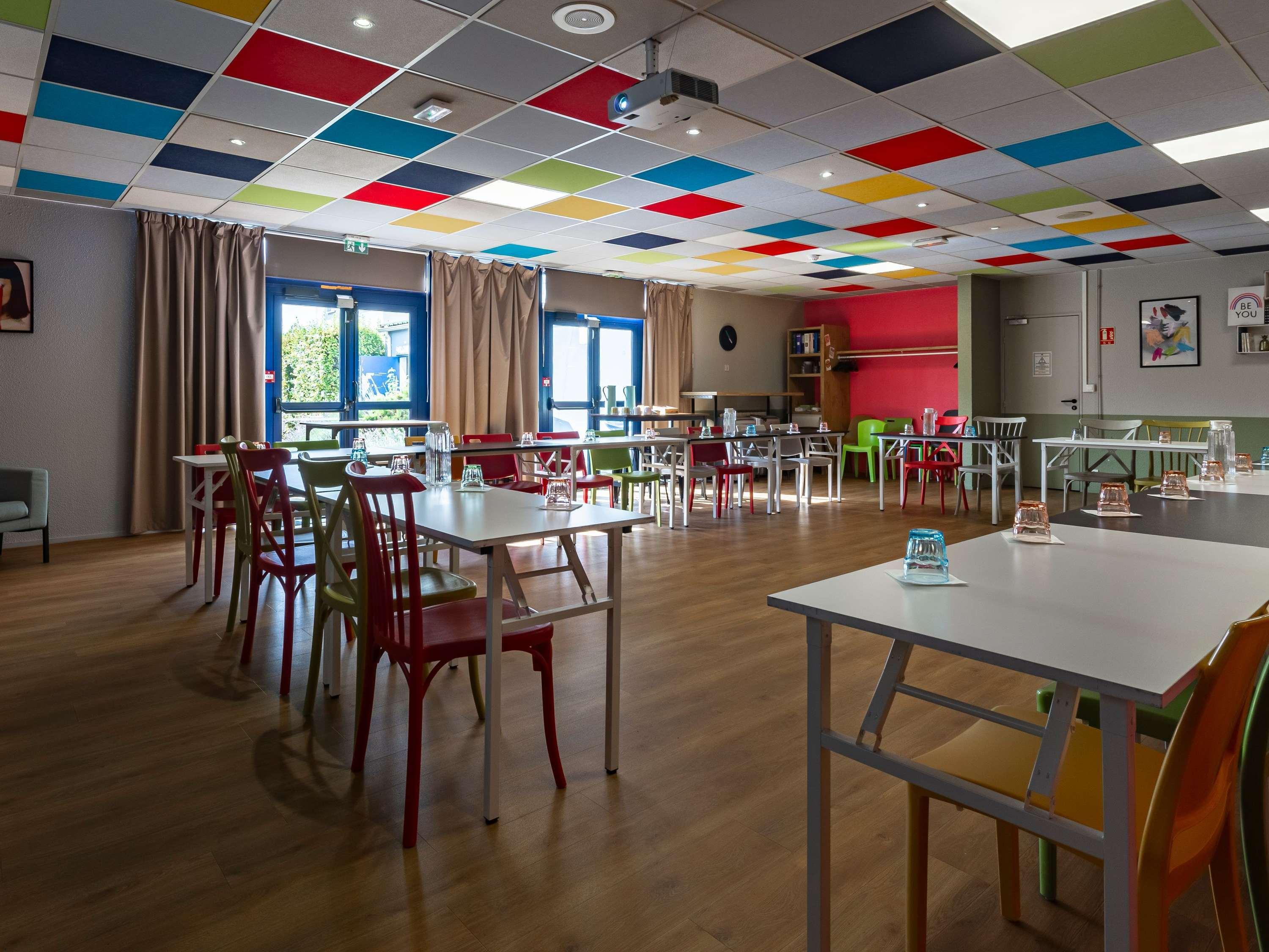 ibis budget Pontault Combault Marne la Vallée - attēls