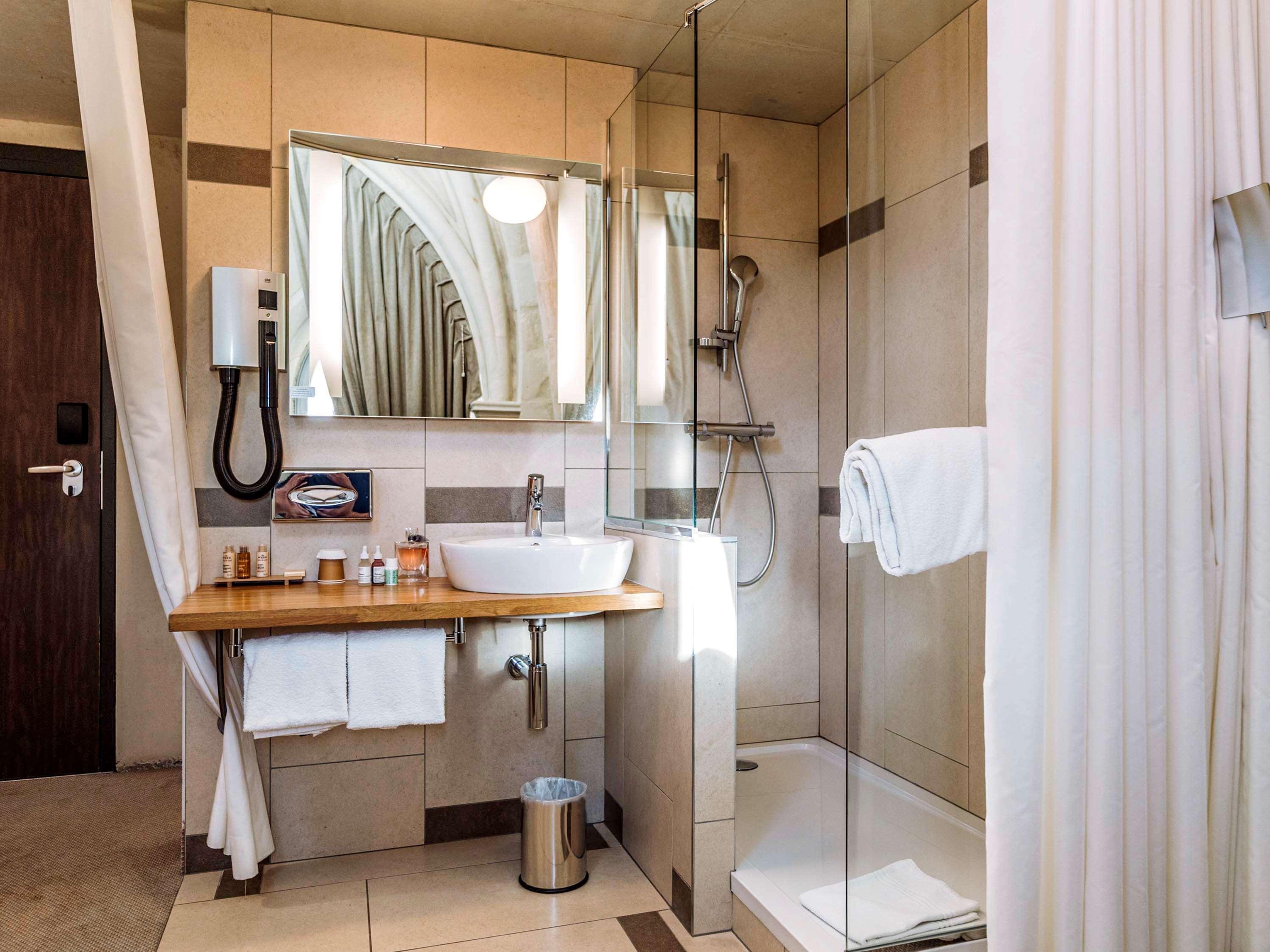 Hôtel Mercure Poitiers Centre by null