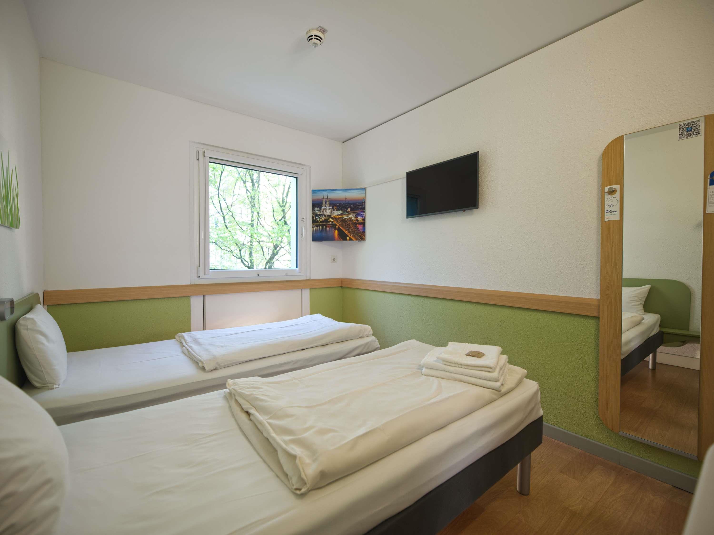 Zimmer mit 2 einzelbetten