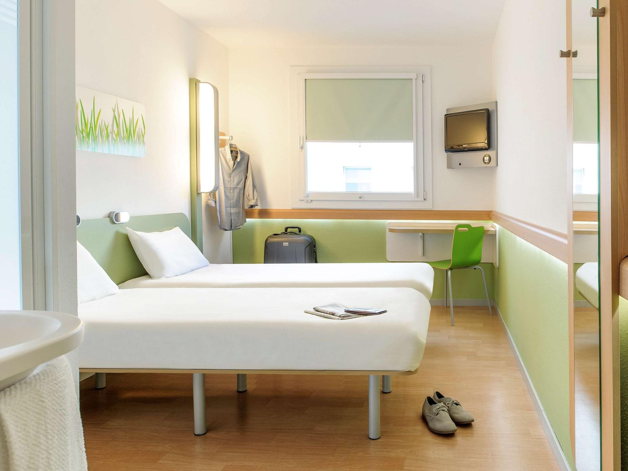 Chambre avec 2 lits, accessible