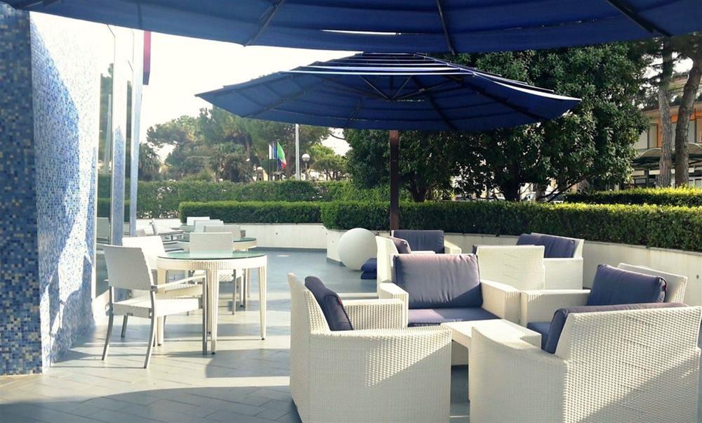 Mercure Rimini Lungomare - photo