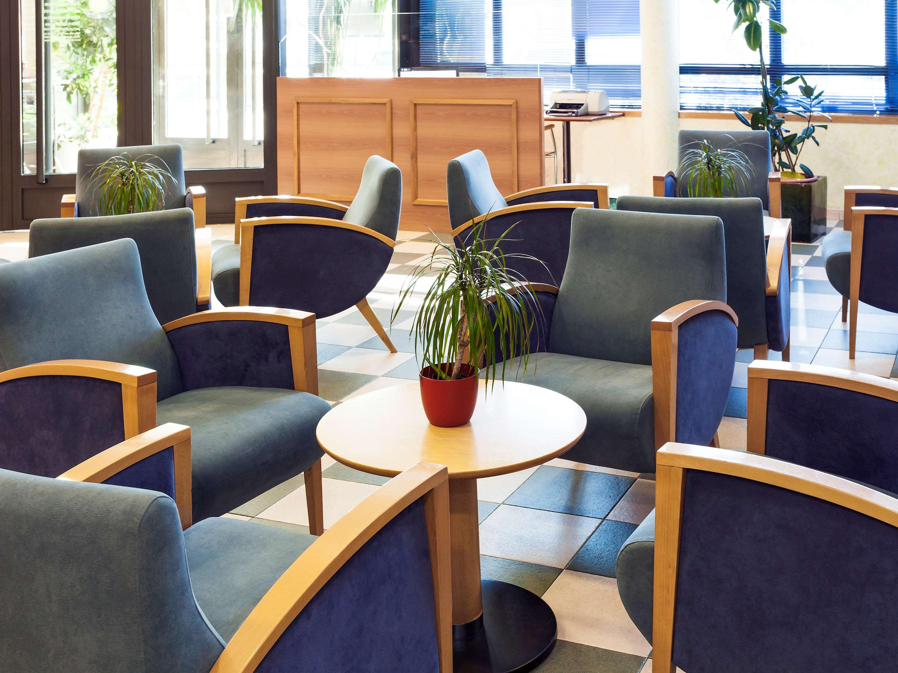 ibis Valladolid by null