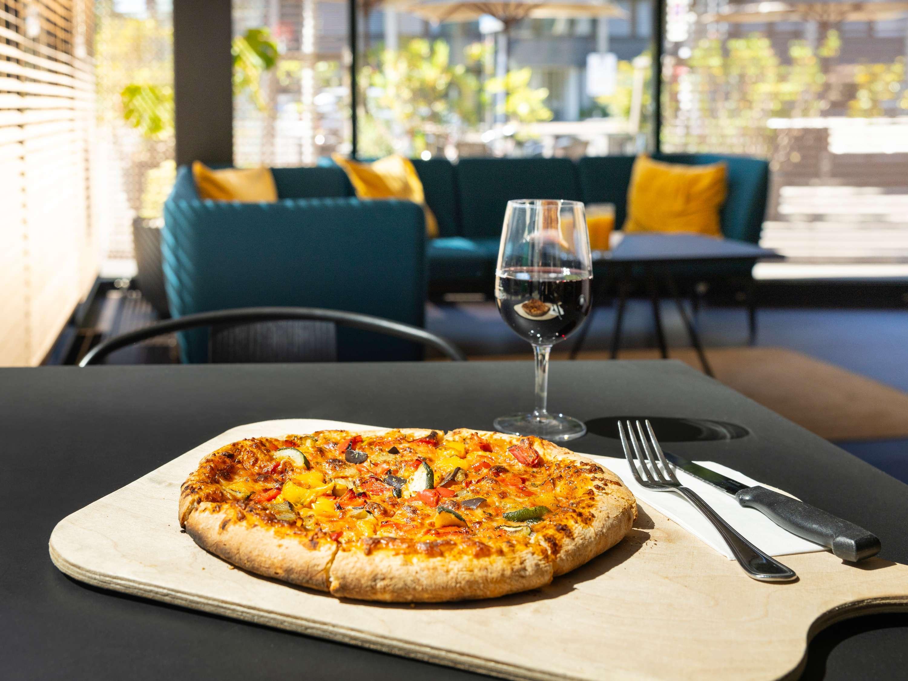 ibis Basel Bahnhof by null