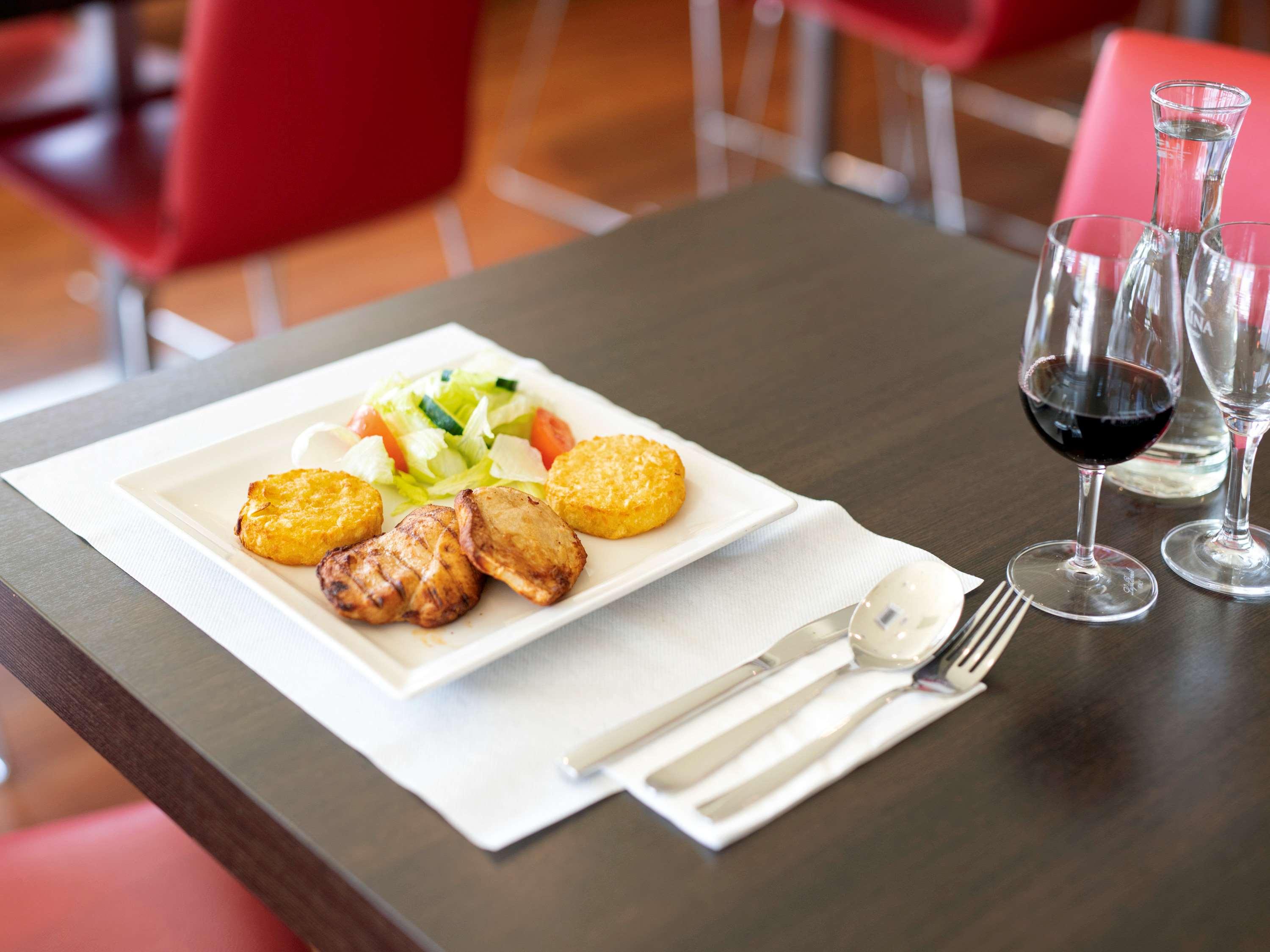 ibis Fribourg by null