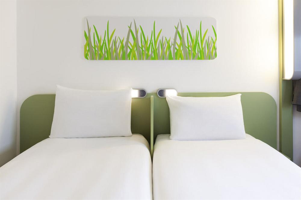 ibis budget Lausanne Bussigny by null