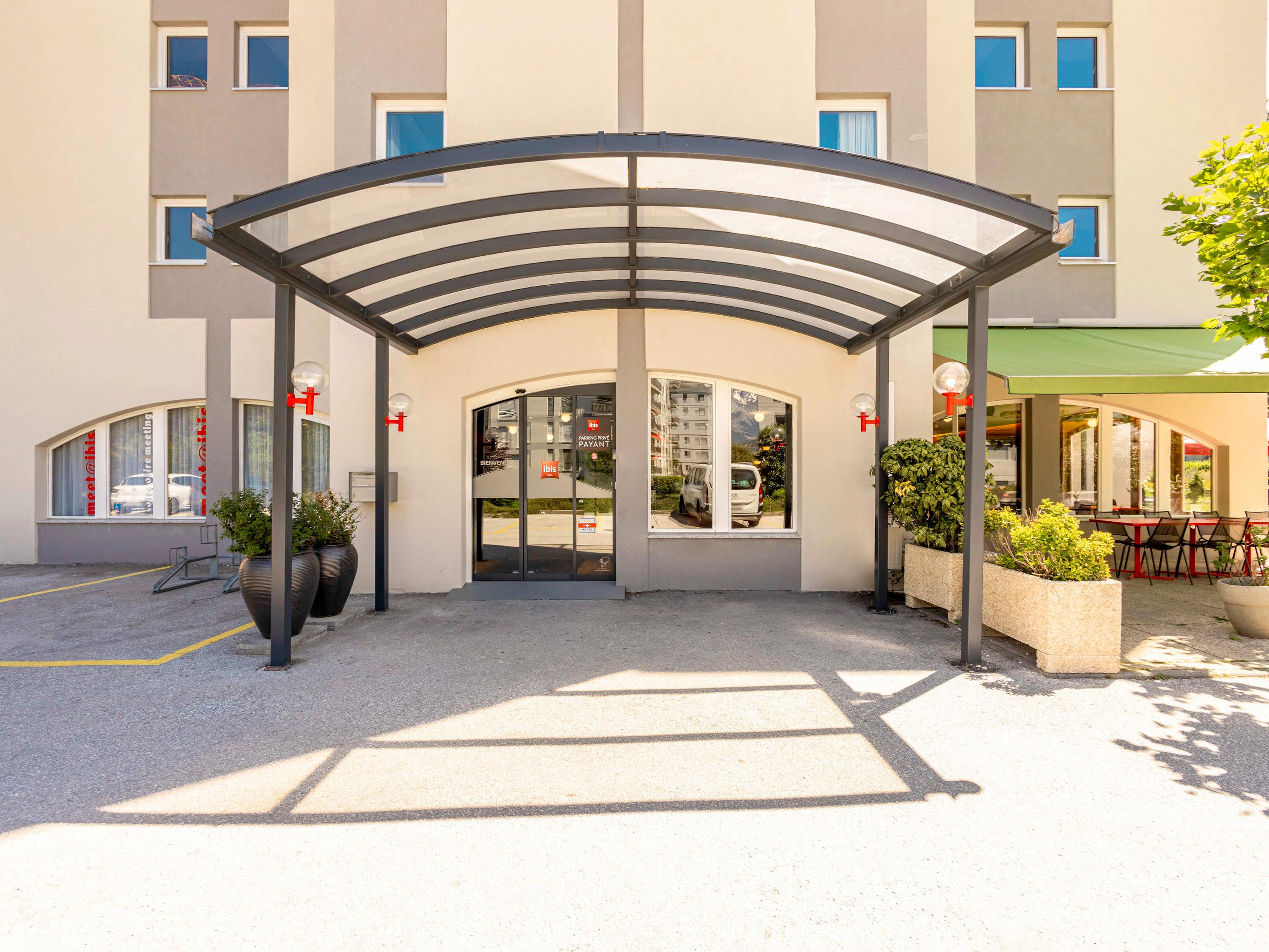ibis Sion