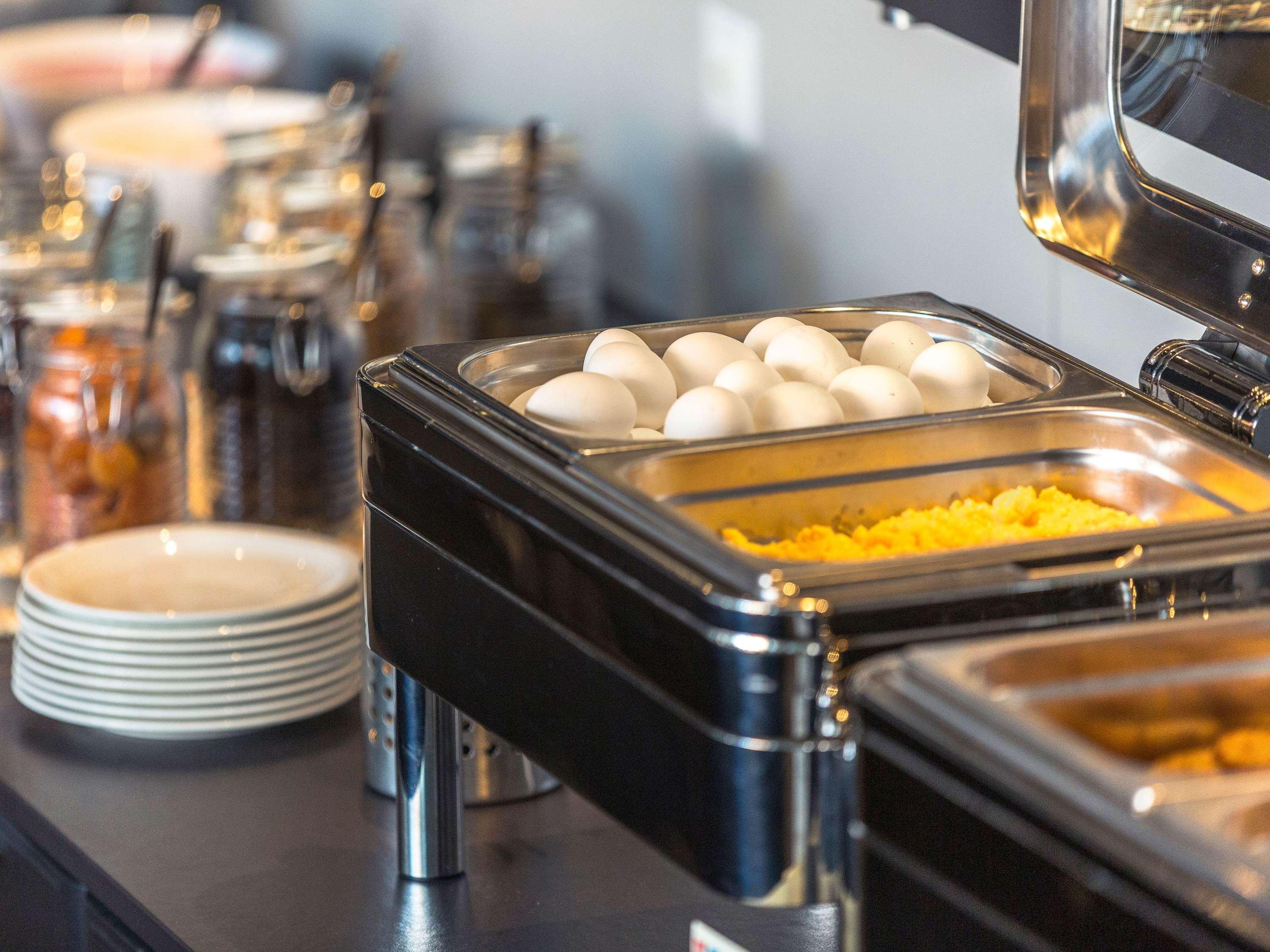 ibis Lugano Paradiso by null