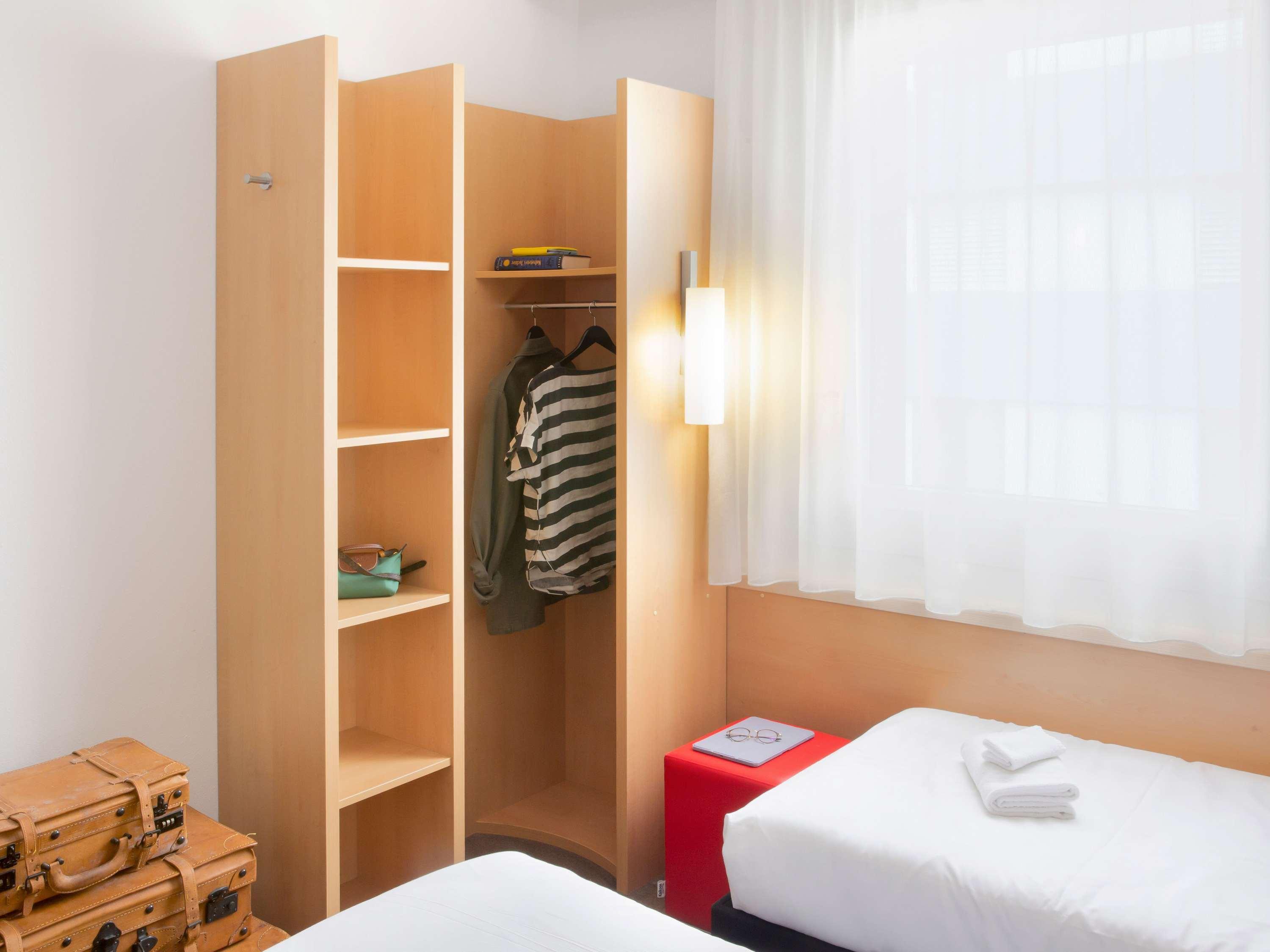 ibis Lugano Paradiso by null