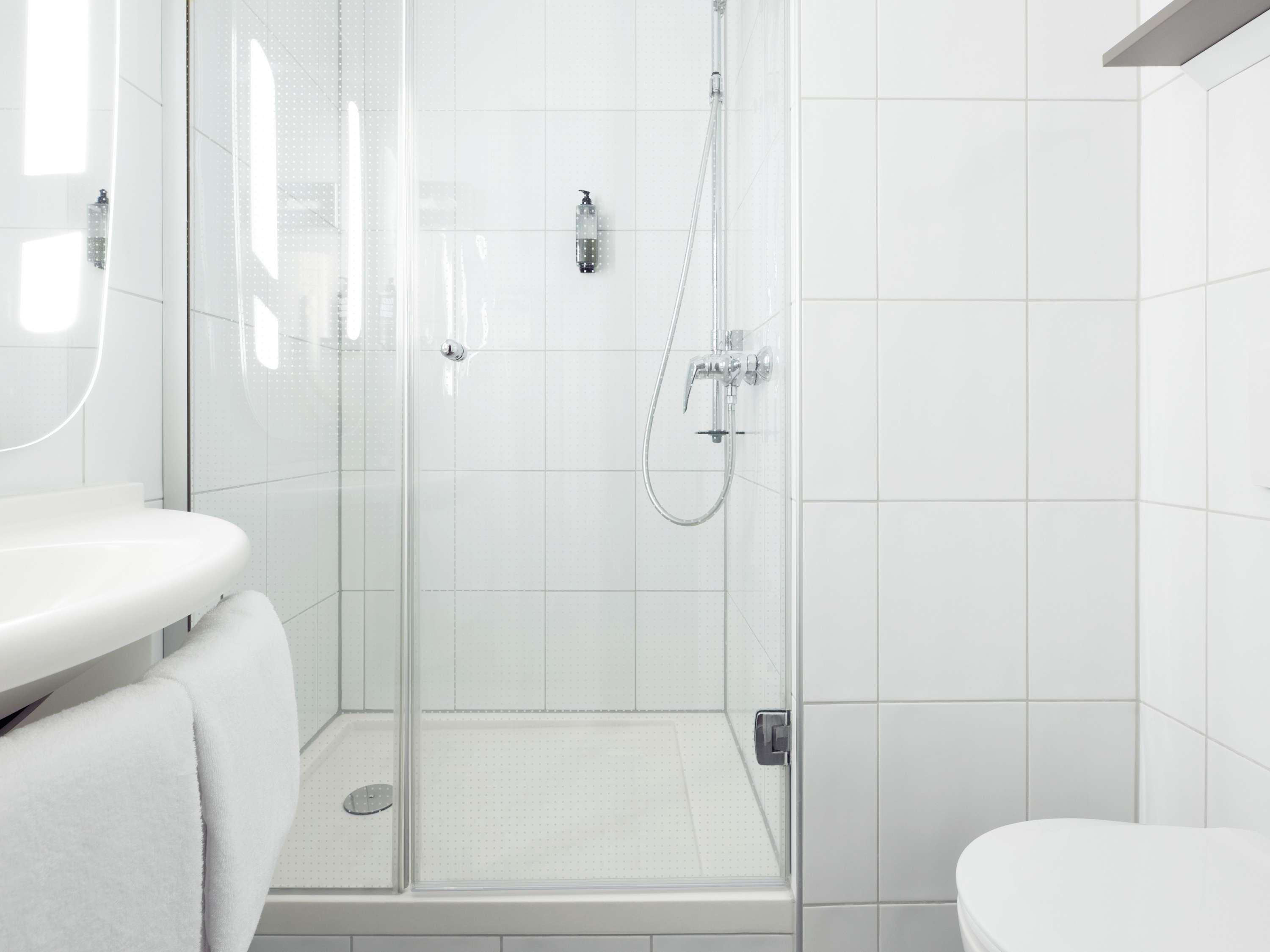 ibis Zurich Messe Airport
