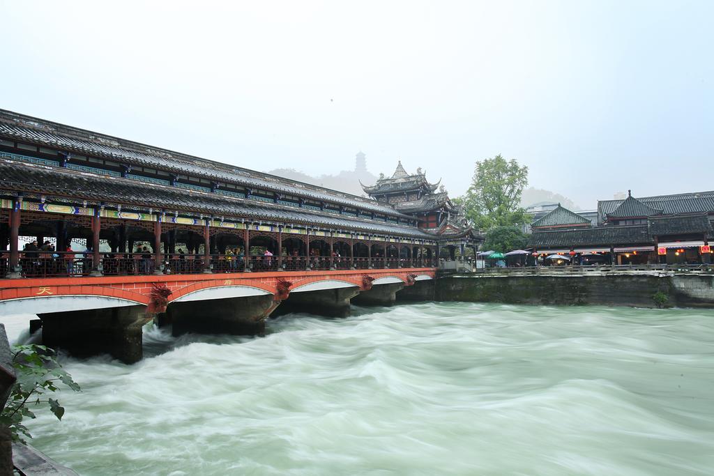 The Ritz-Carlton, Chengdu by null