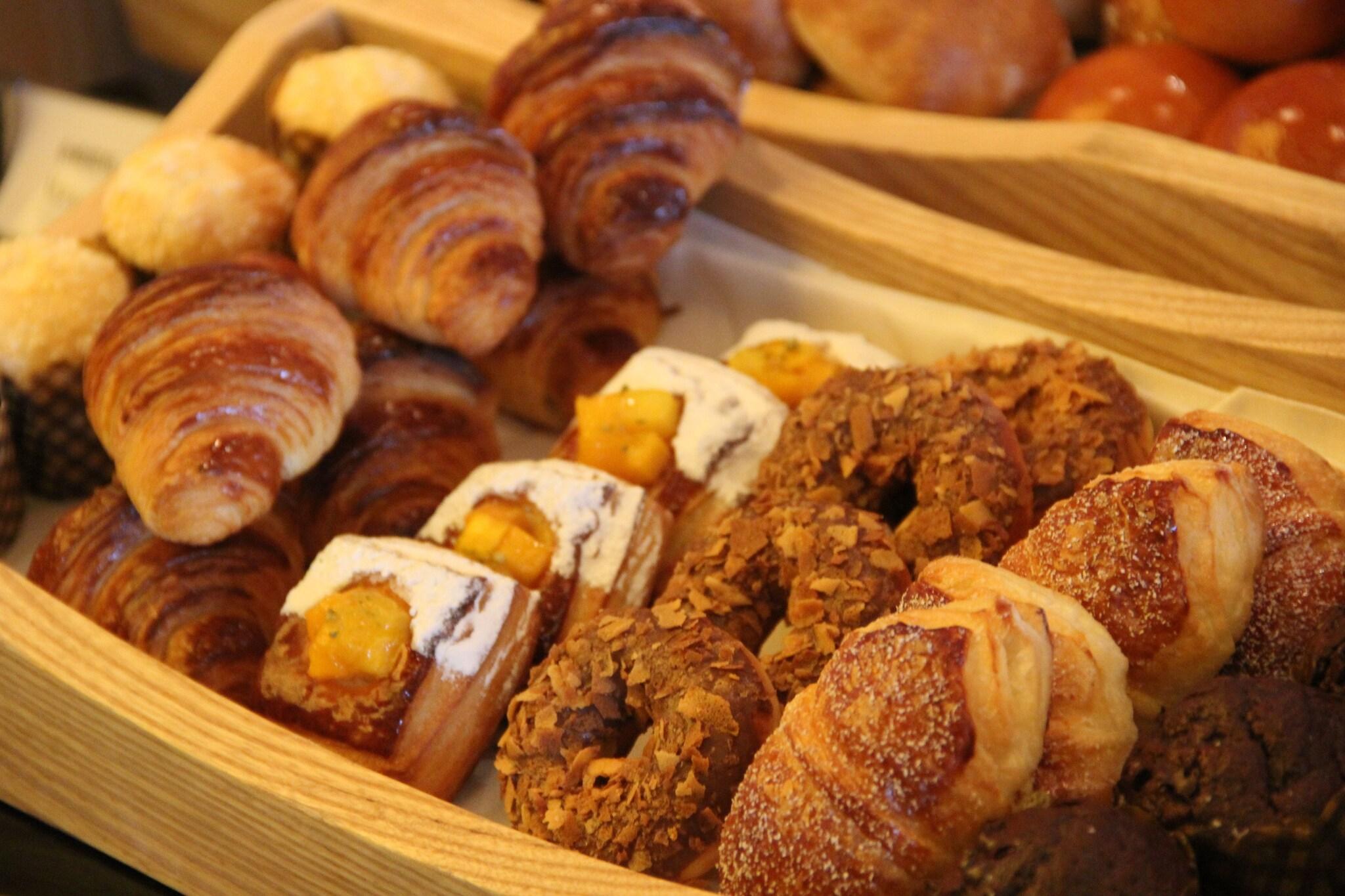 The Ritz-Carlton, Chengdu by null