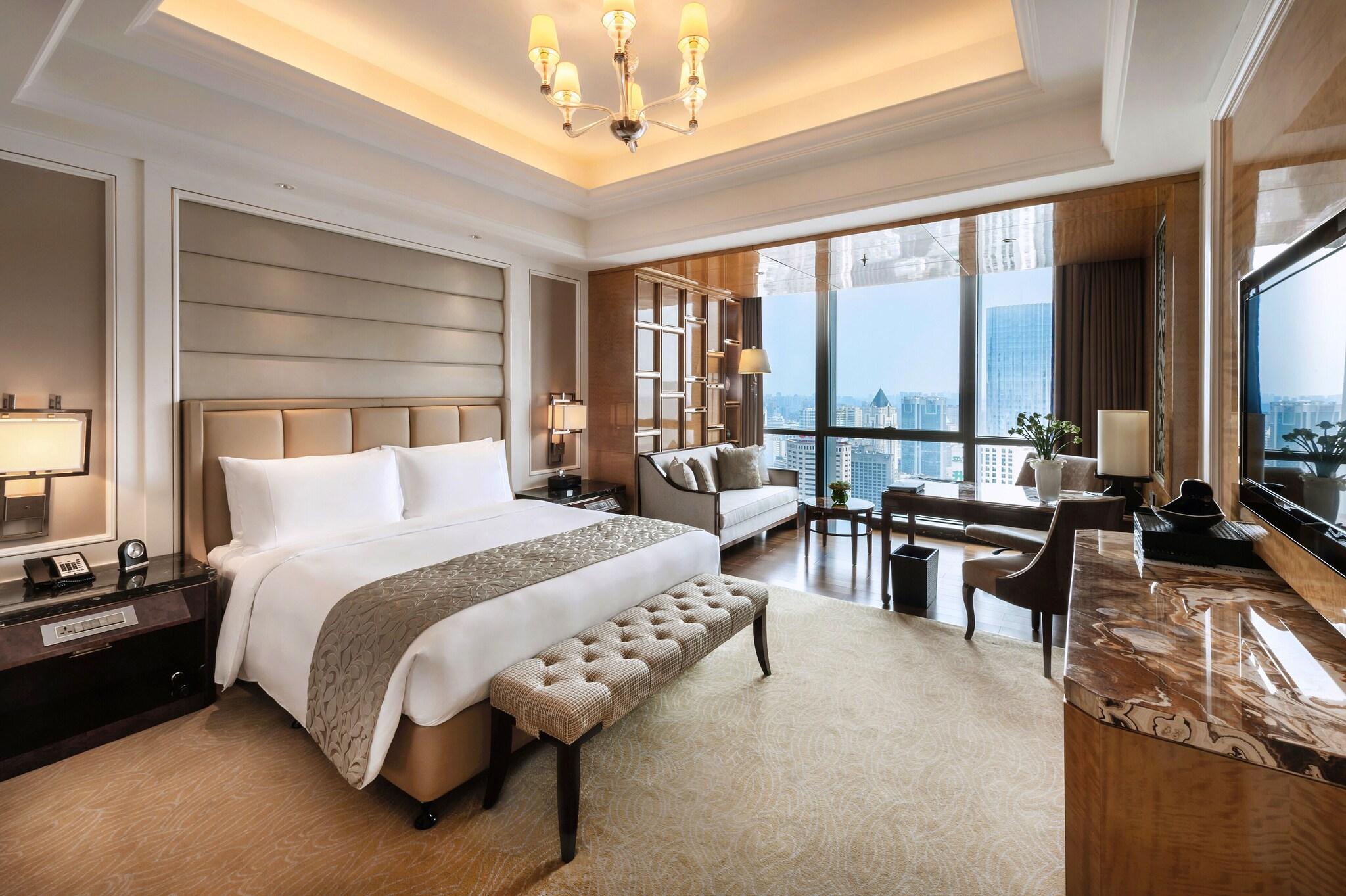 The Ritz-Carlton, Chengdu by null