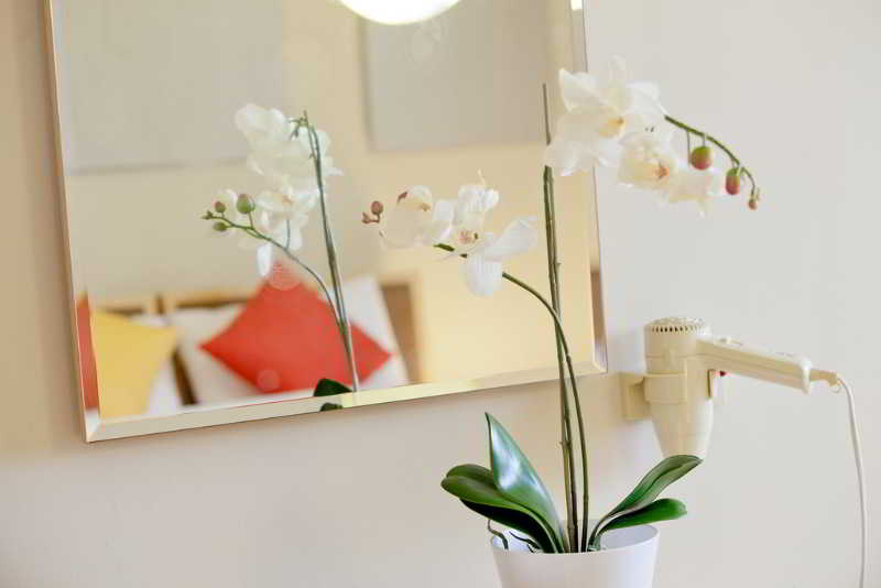 Almond Business Hotel by null