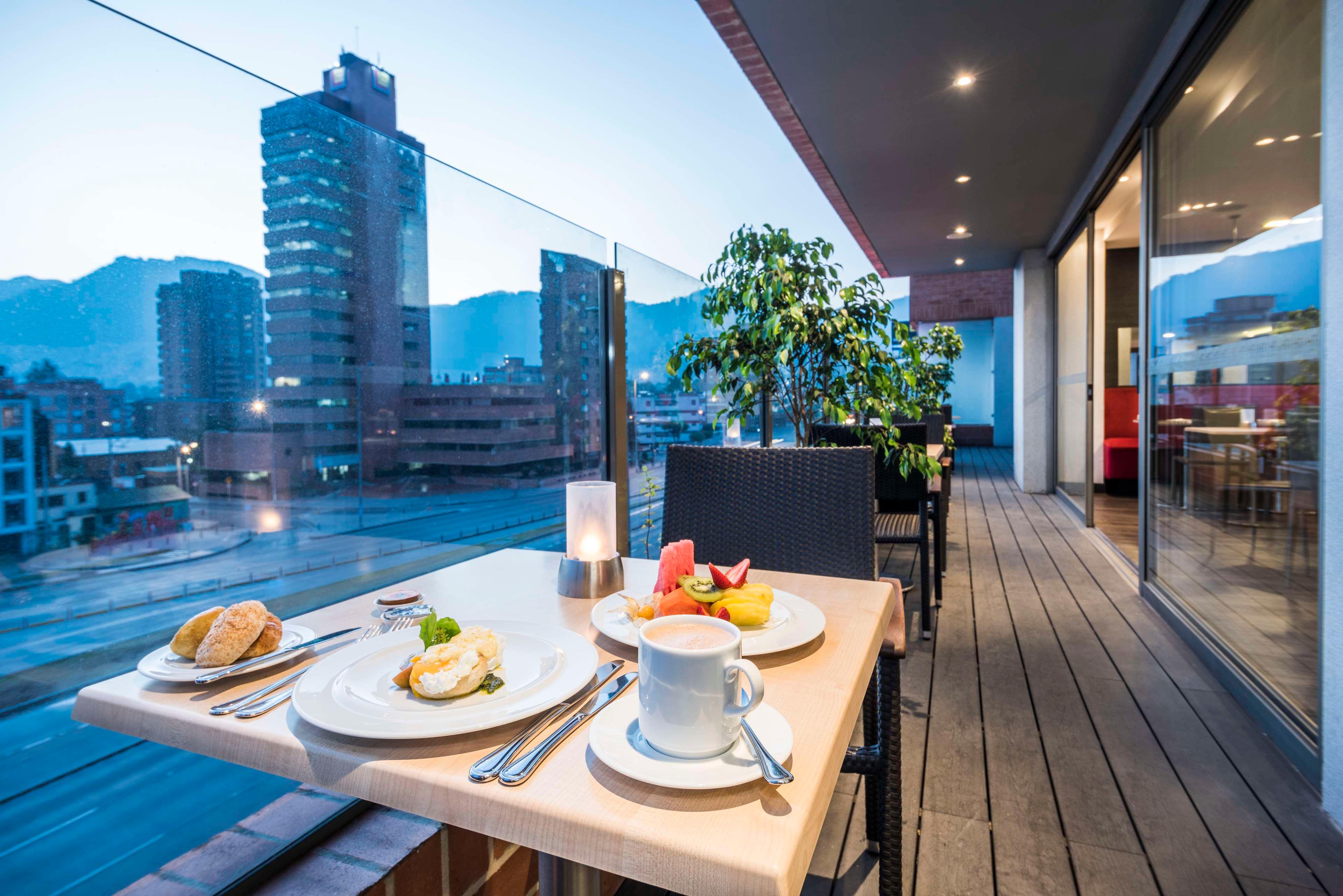 NH Bogotá Urban 26 Royal