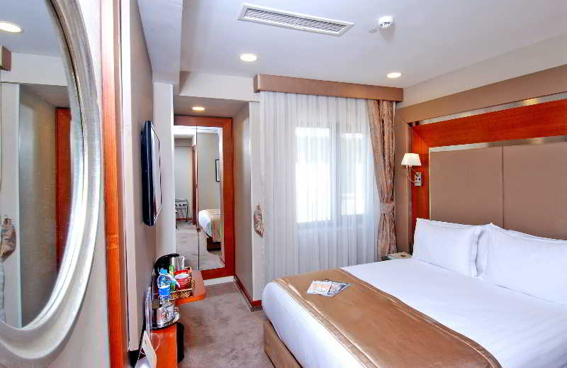 Suite, junior
