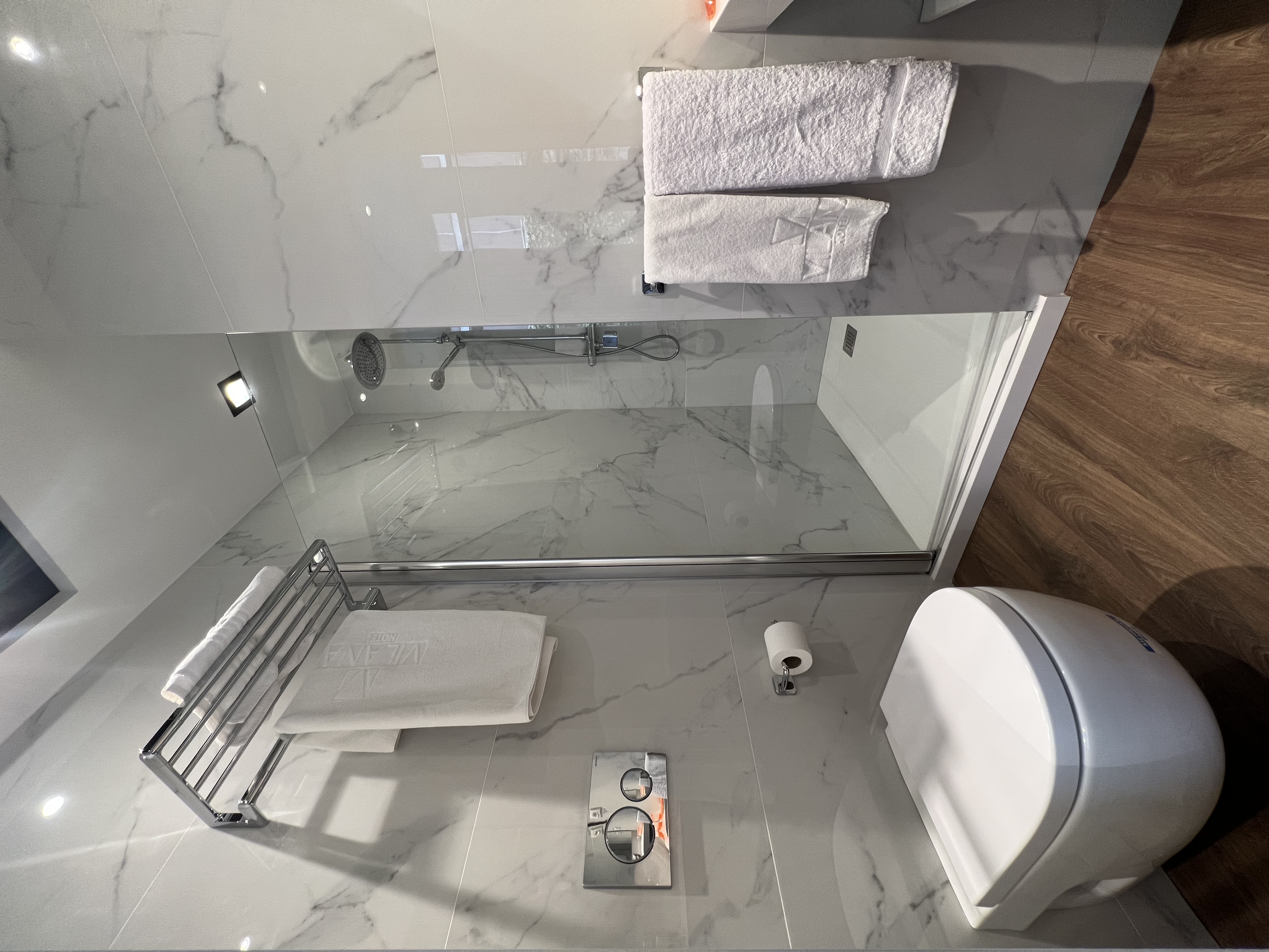 Vilana Hotel by null