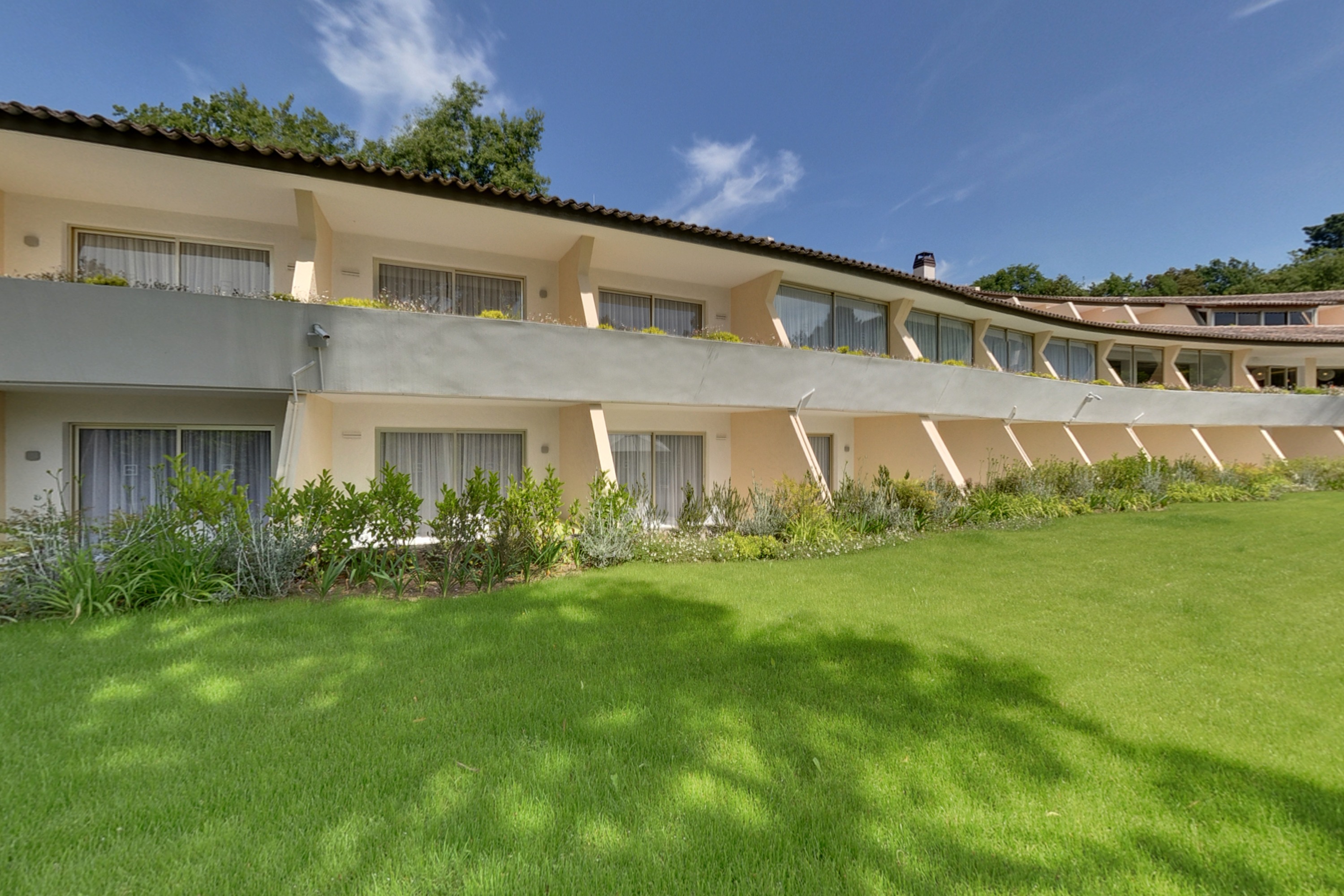 Hotel La Vague De Saint Paul Hotel And Restaurant by null