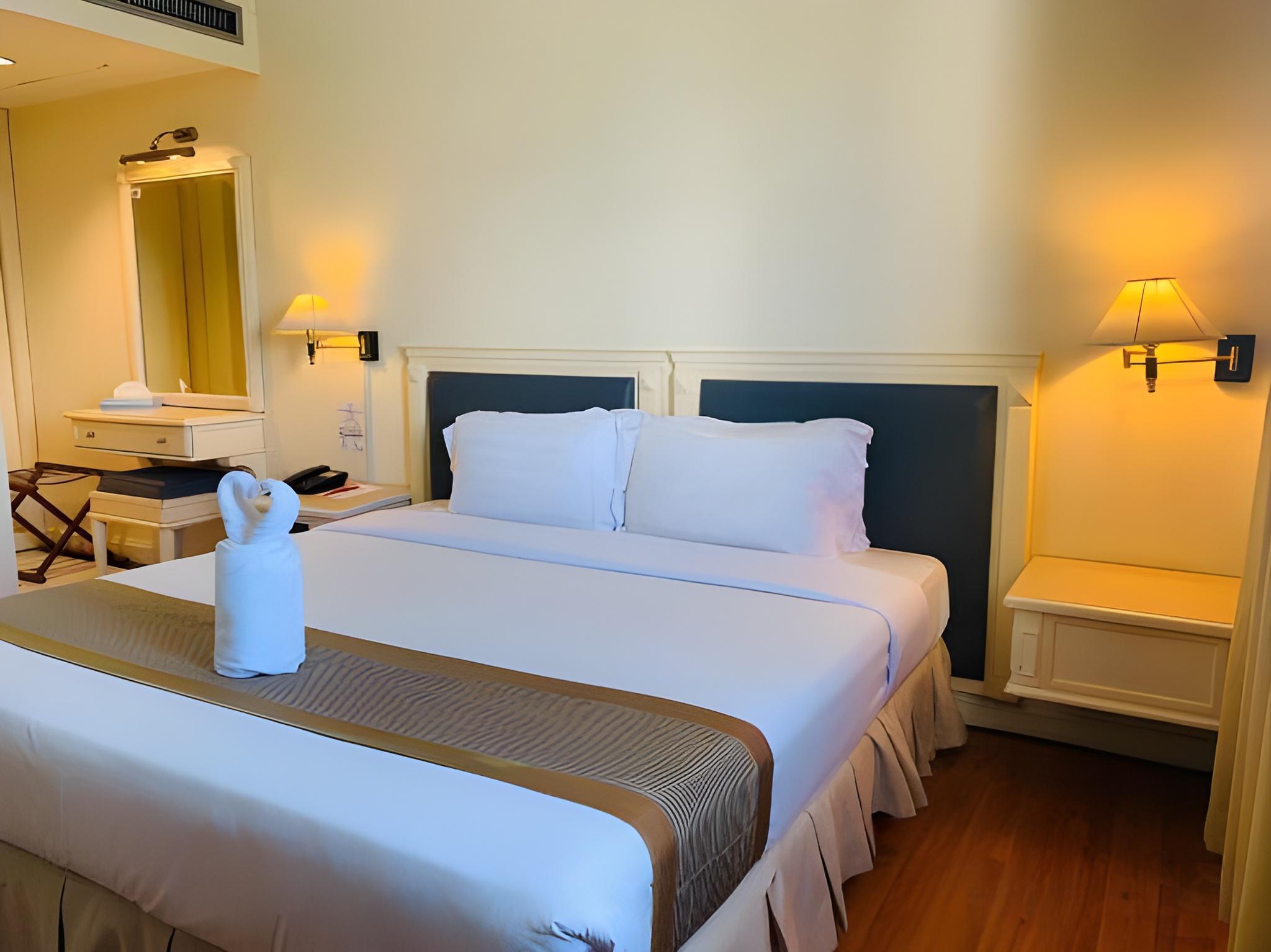 Hotel Emas 