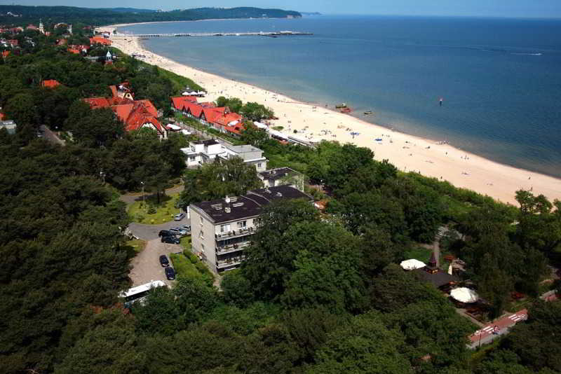 Hotel Pomarańczowa Plaża (Hotel Bursztyn) image