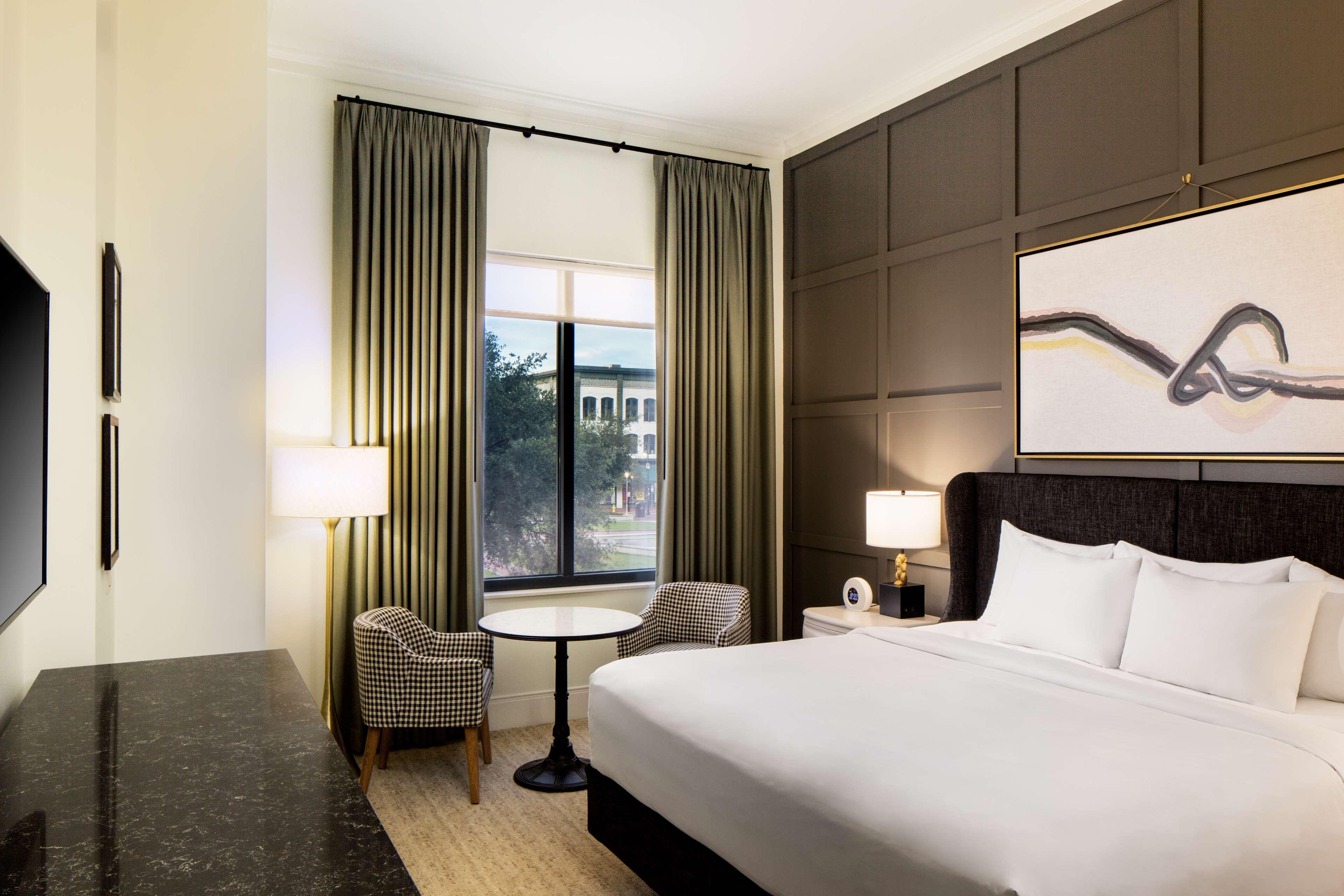 Andaz Savannah, by Hyatt by null