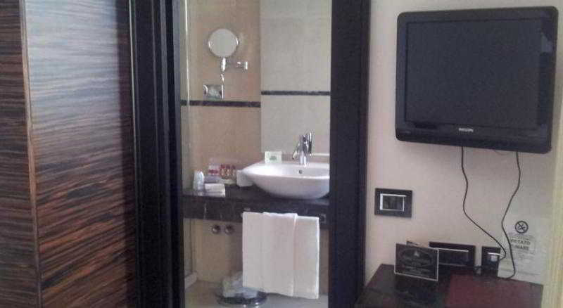 Hotel Excelsior by null