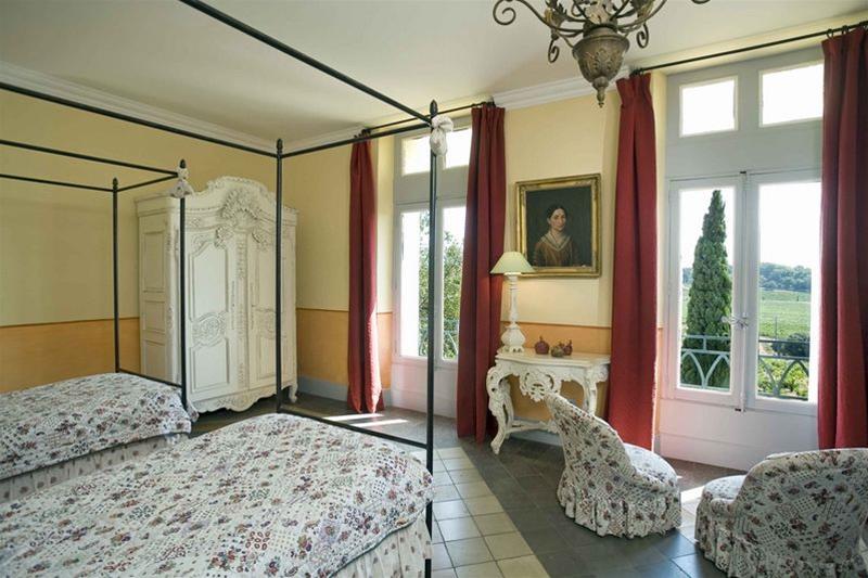 Hostellerie Château des Fines Roches by null