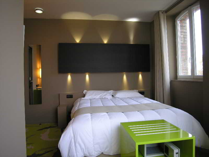Qualys-Hotel Aubade